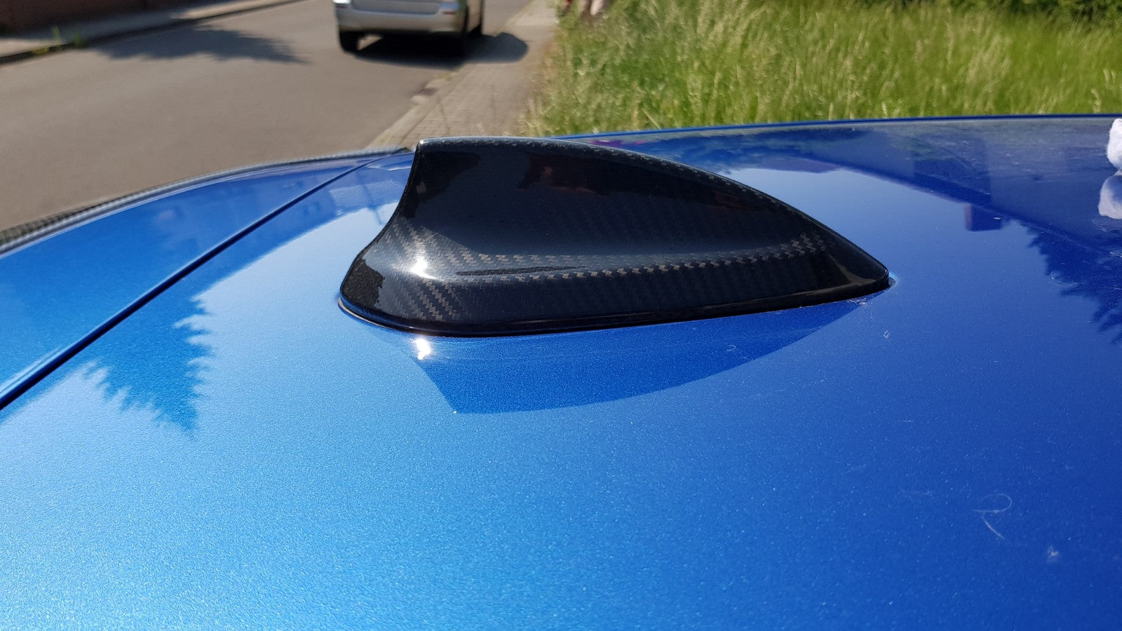 Dry CARBON Antennen Cover "Shark Fin" für BMW F20 F21 F31 F40 F45 F46 F48 F15 F16 F25 F26 F85 F86 G31