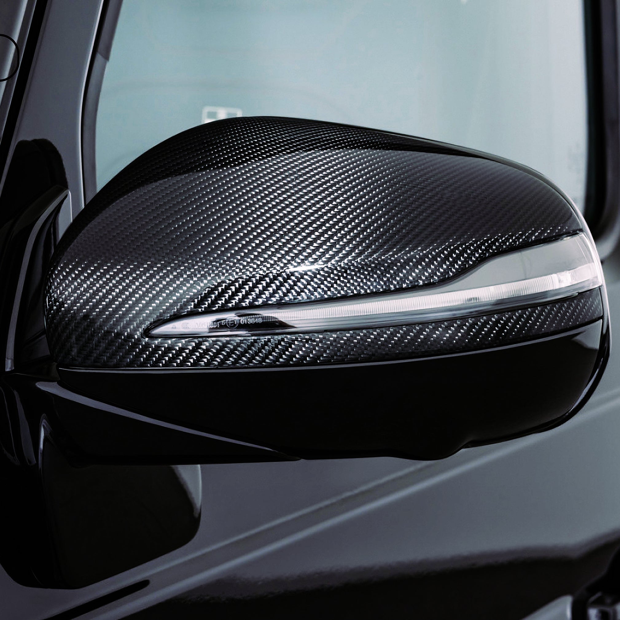 Dry-Carbon Spiegelkappen passend für Mercedes-Benz G-Klasse W465 / W464 / GLE / GLS – Spiegel in Carbon