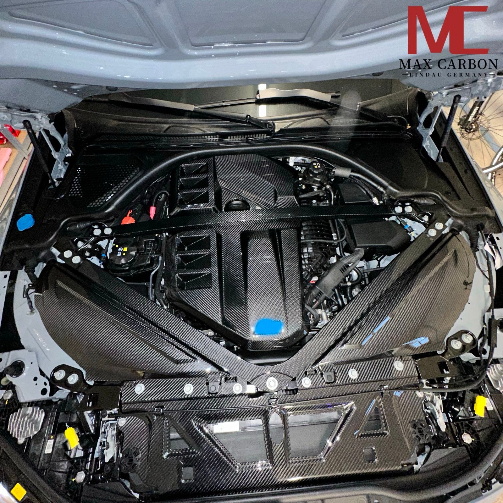 Dry Carbon Motorabdeckung Cover für BMW M2 G87 / M3 G80 G81 / M4 G82 G83