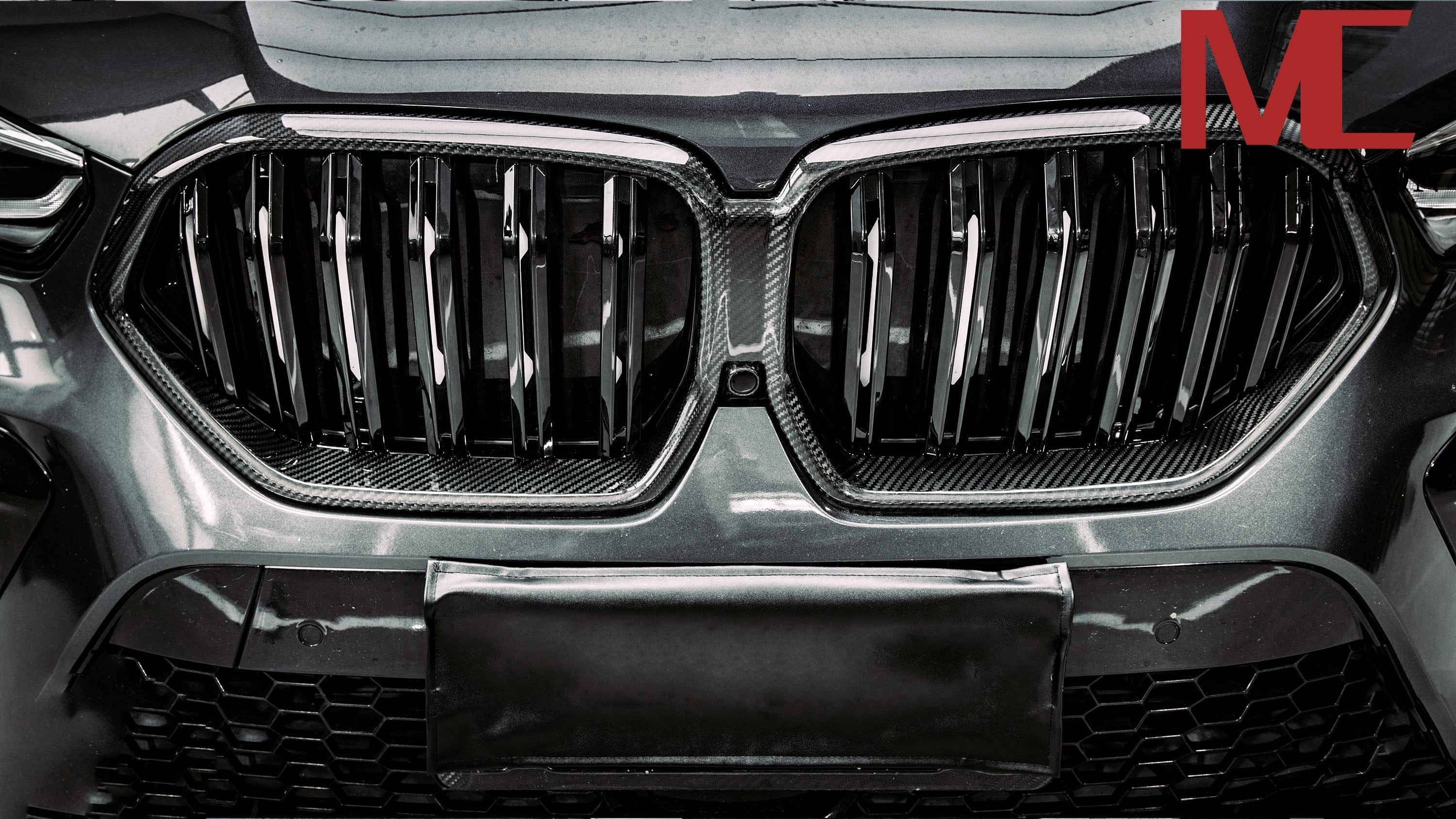 Dry Carbon Kühlergrill Nieren für BMW X6M F96 X6 G06 Pre-LCI