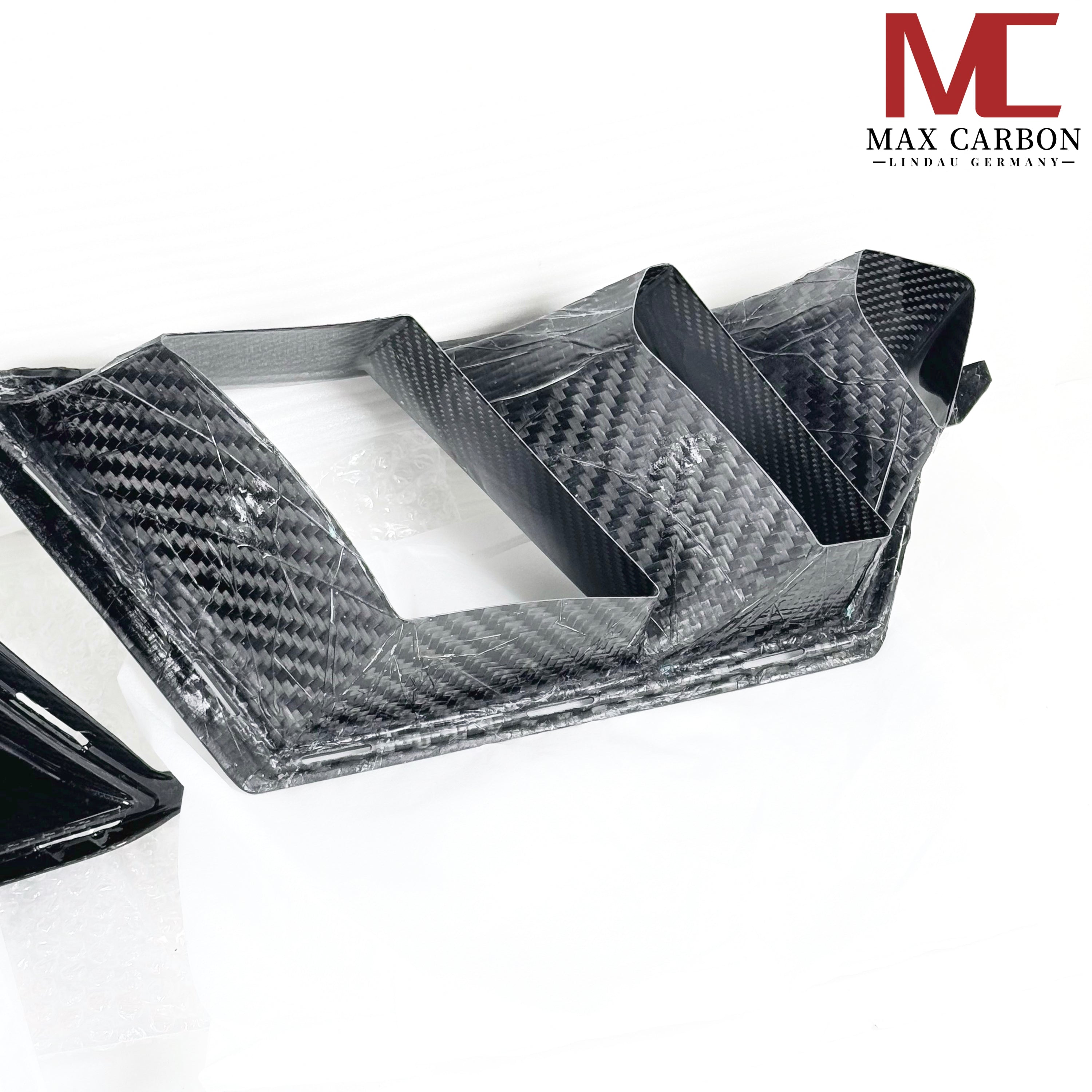 Dry-Carbon Lufteinlässe Front VR passend für BMW M3 G80 / G81 / M4 G82 / G83 – Sportive Front-Belüftung