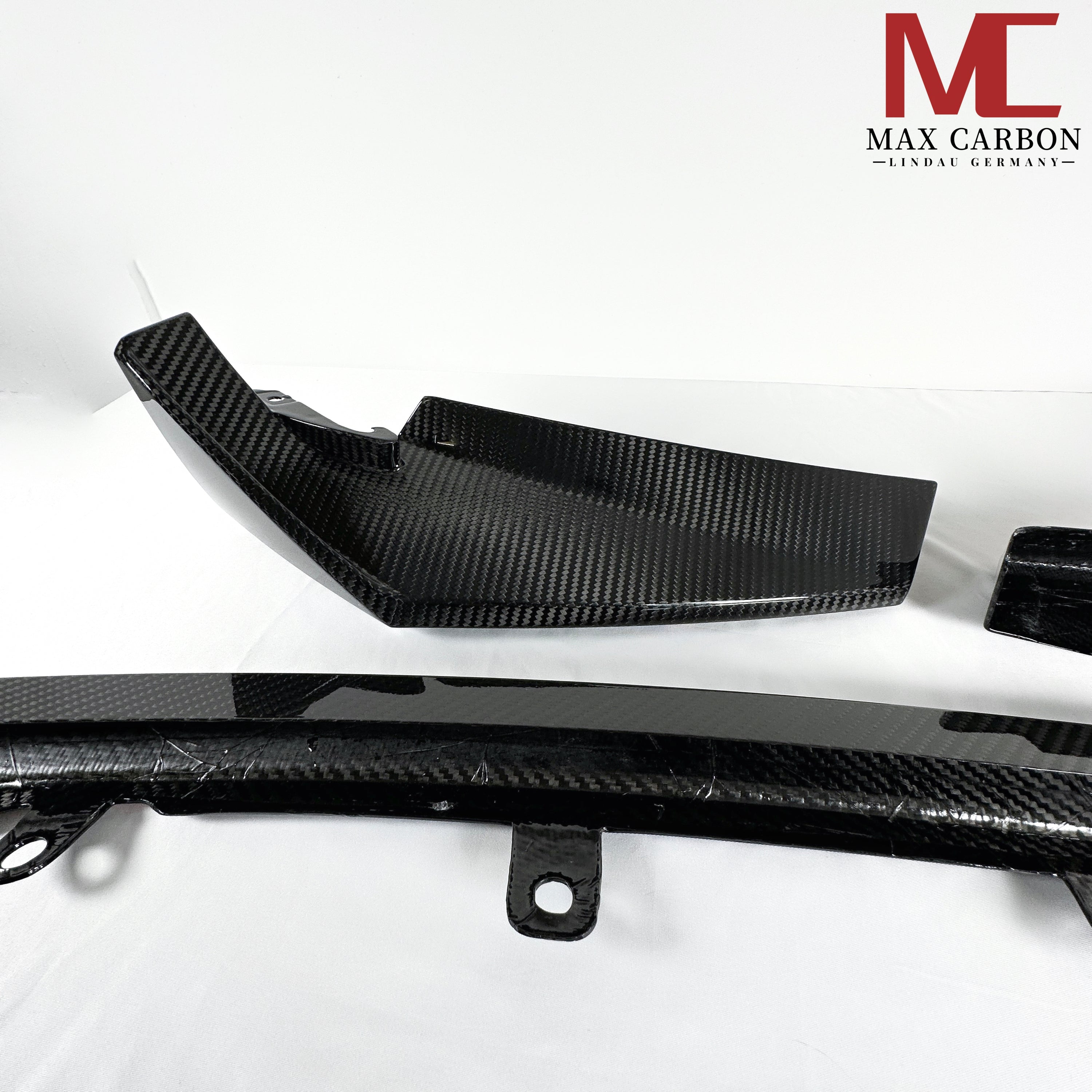 Dry-Carbon Frontlippe CSL passend für BMW M3 G80 / G81 / M4 G82 / G83 – Aggressive Front-Splitter