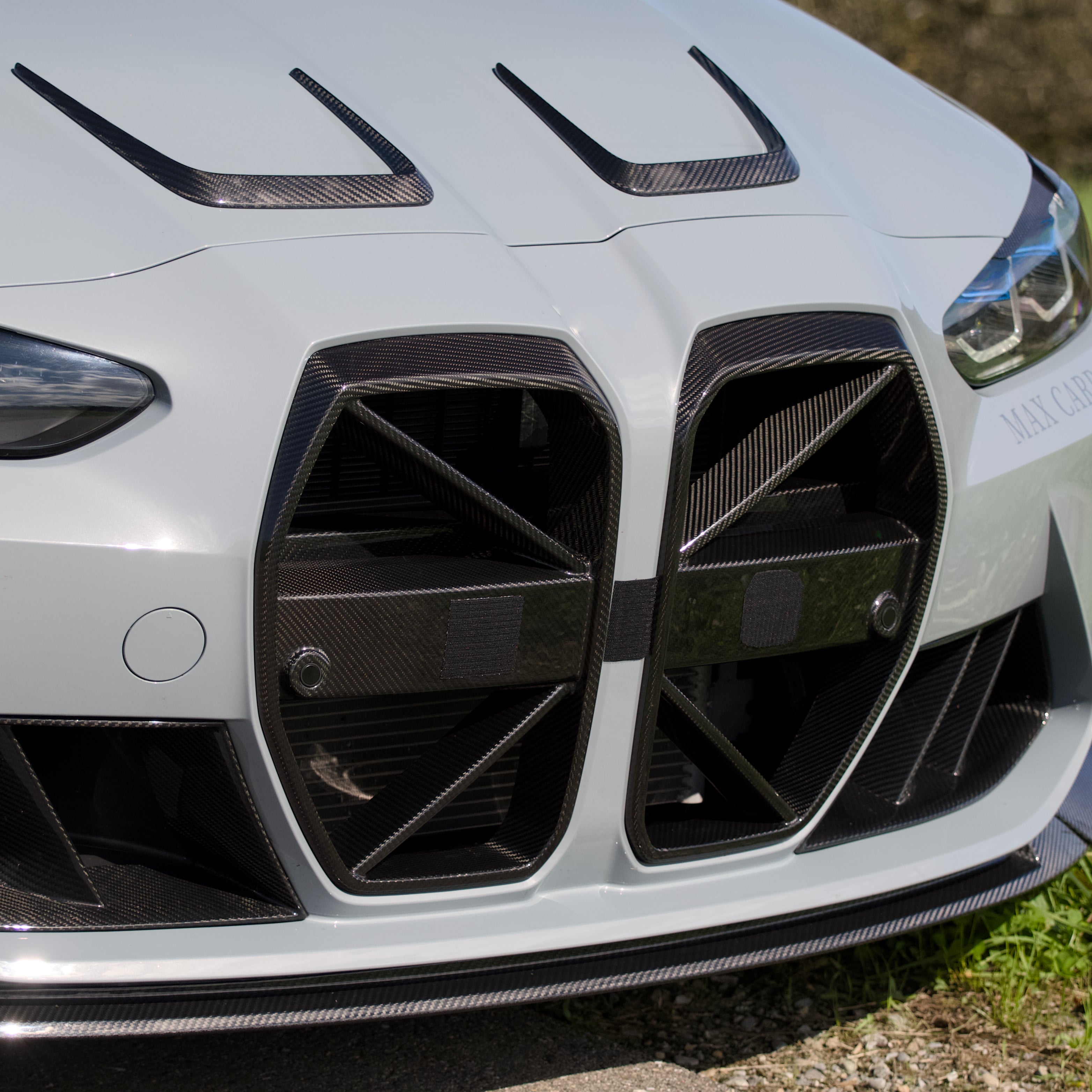 Dry Carbon MAX CARBON Design Kühlergrill Nieren für BMW M3 G80 G81 / M4 G82 G83 CSL Eintragungsfrei