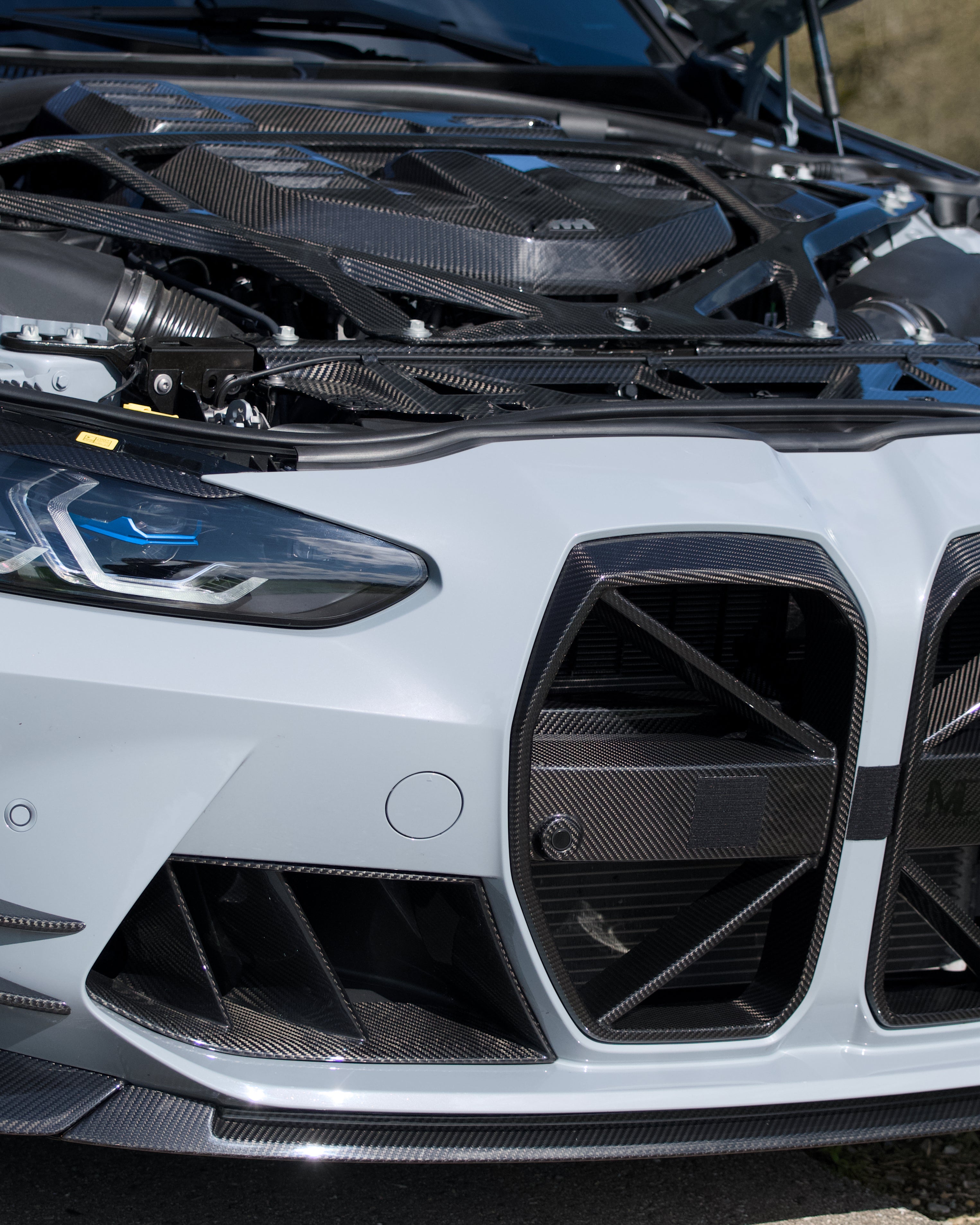 Dry Carbon MAX CARBON Design Kühlergrill Nieren für BMW M3 G80 G81 / M4 G82 G83 CSL Eintragungsfrei