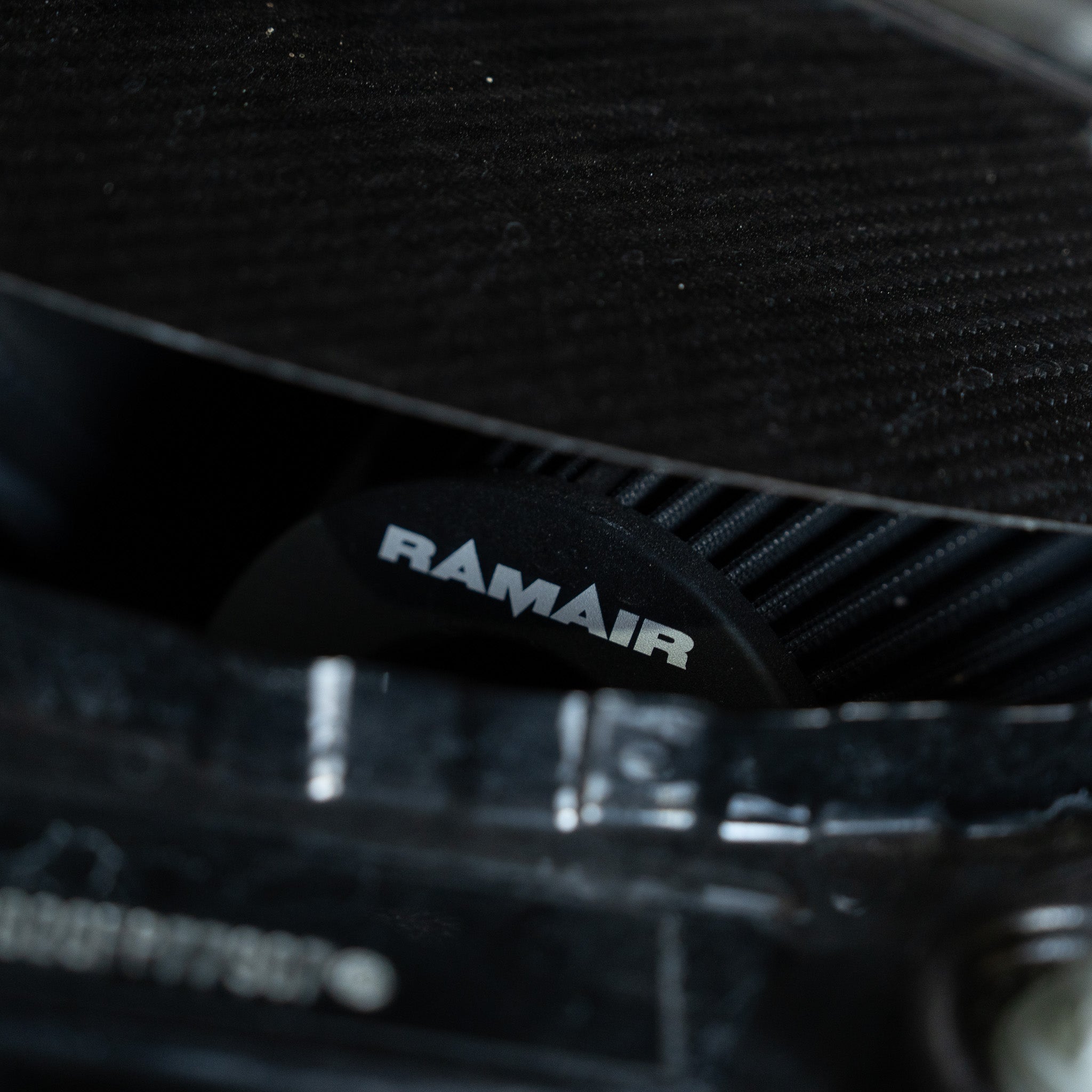 Ramair Proram Series Ansaugsystem für BMW M2 G87, M3 G80/G81, M4 G82/G83, sichtbares Ansaugkit mit Luftfilter und Ansaugrohr