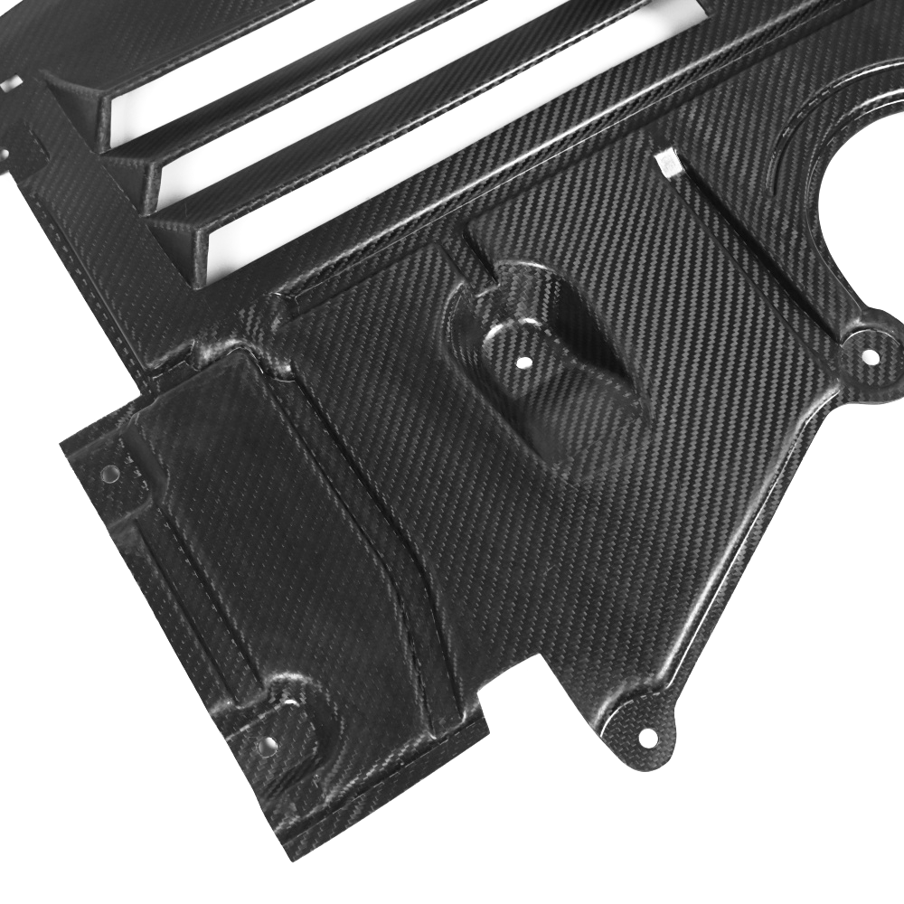 Dry-Carbon Unterbodenschutz mit Aerodynamik-Design passend für BMW M2 G87, M3 G80/G81, M4 G82/G83 – Leichtbau-Diffusorboden
