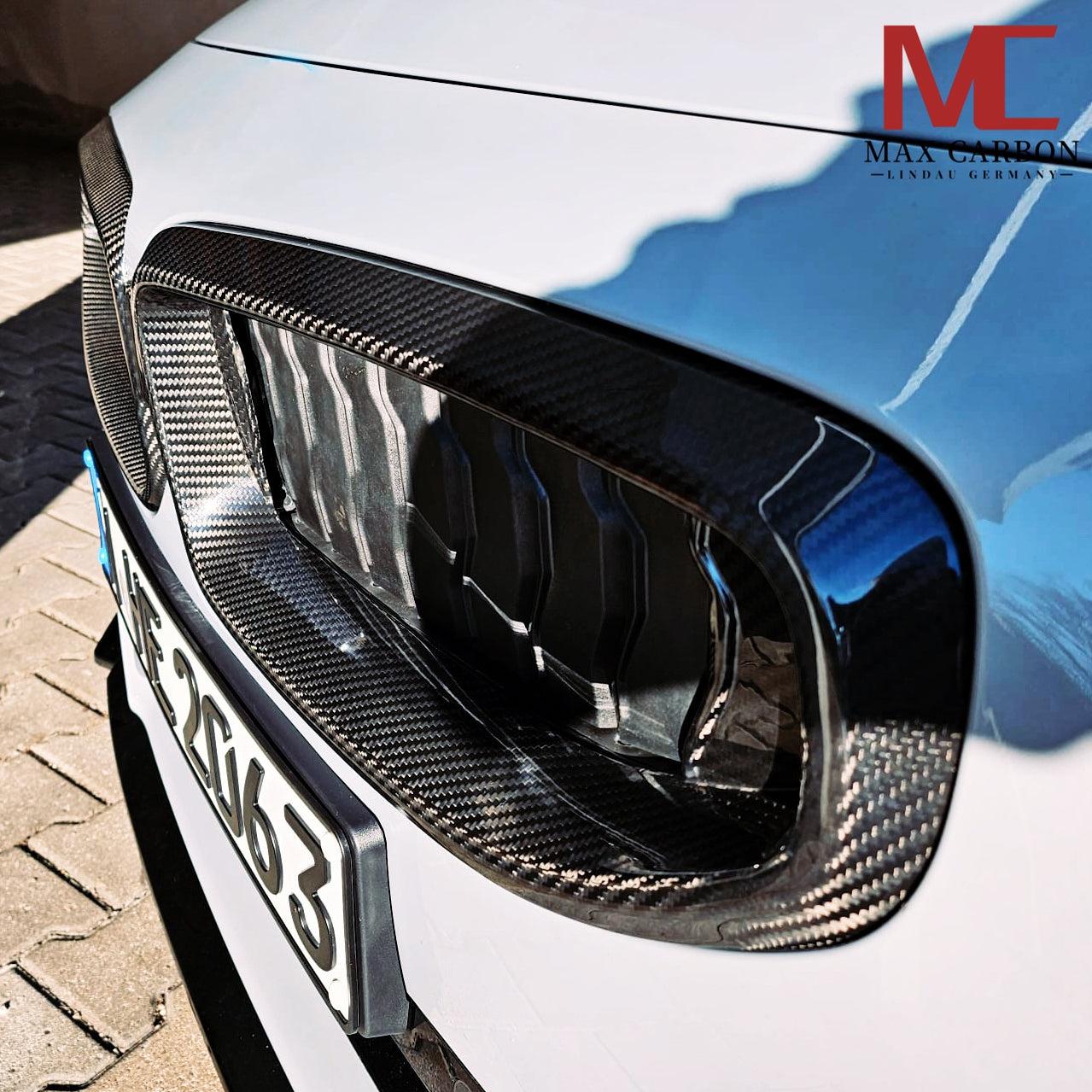 Dry-Carbon Kühlergrill passend für BMW 2er G42 M240i – Carbon-Front statt Serie
