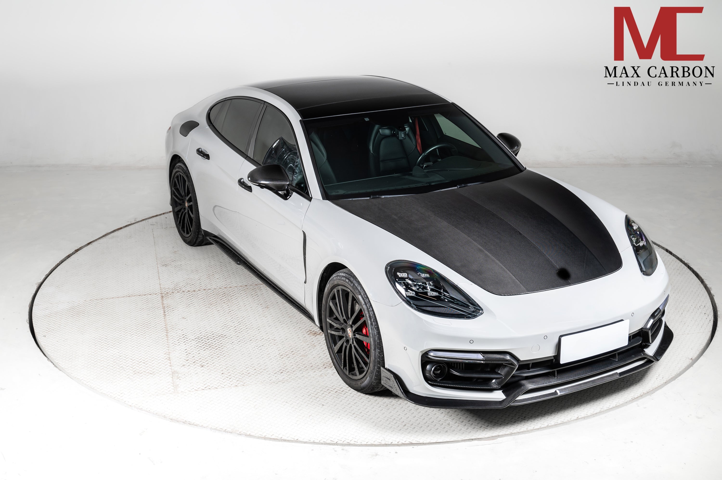 Carbon Frontlippe passend für Porsche Panamera 971 GTS – schärferer Frontauftritt