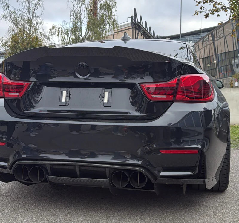 Carbon Fiber Diffusor V4 passend für M3 M4 F80 F82 BMW