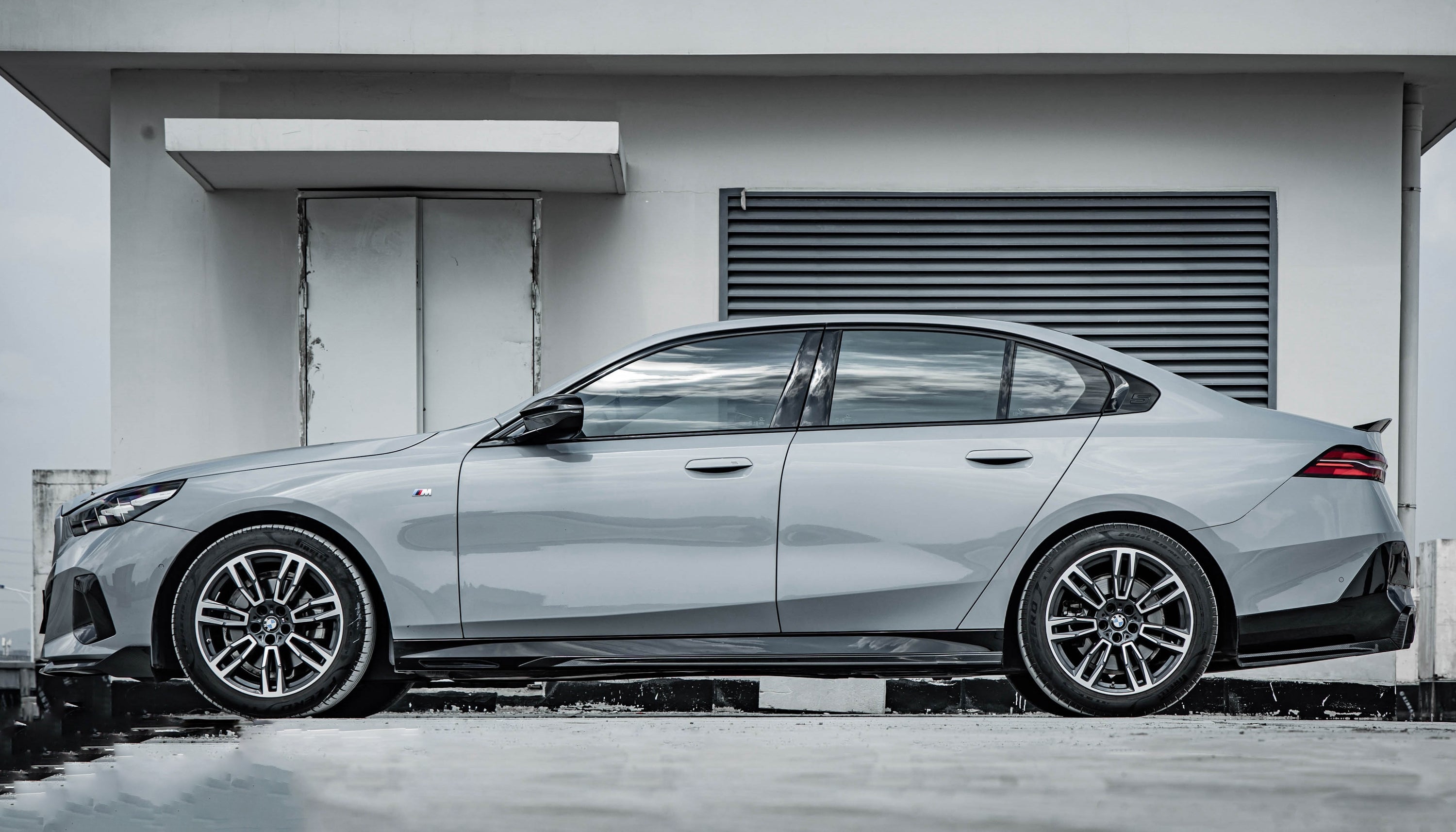 Dry Carbon Seitenschweller für BMW 5er G60 G61