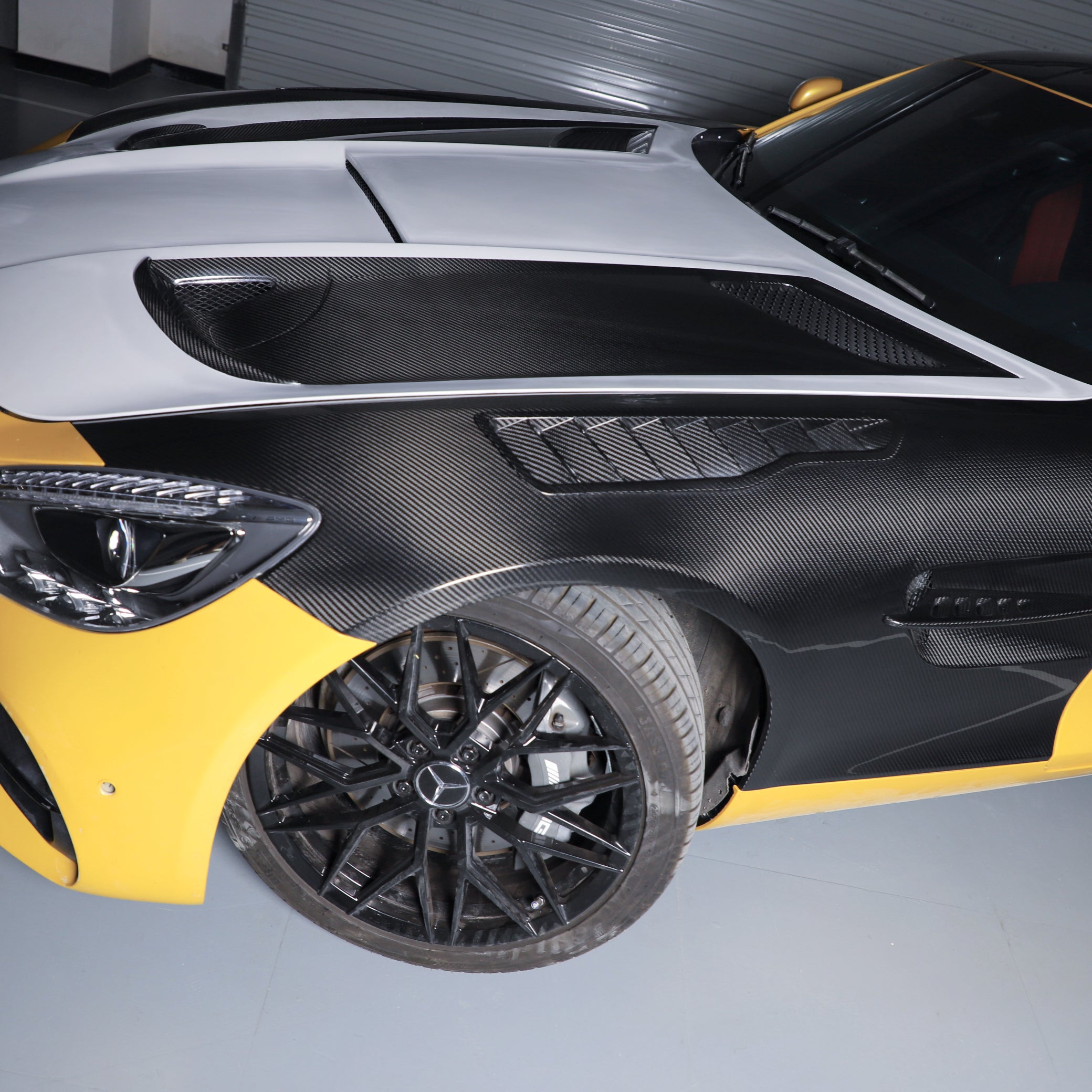 Dry-Carbon Motorhaube passend für Mercedes-Benz AMG GT / GTS / GTC / GTR / Black Series – Leichtbau-Haube