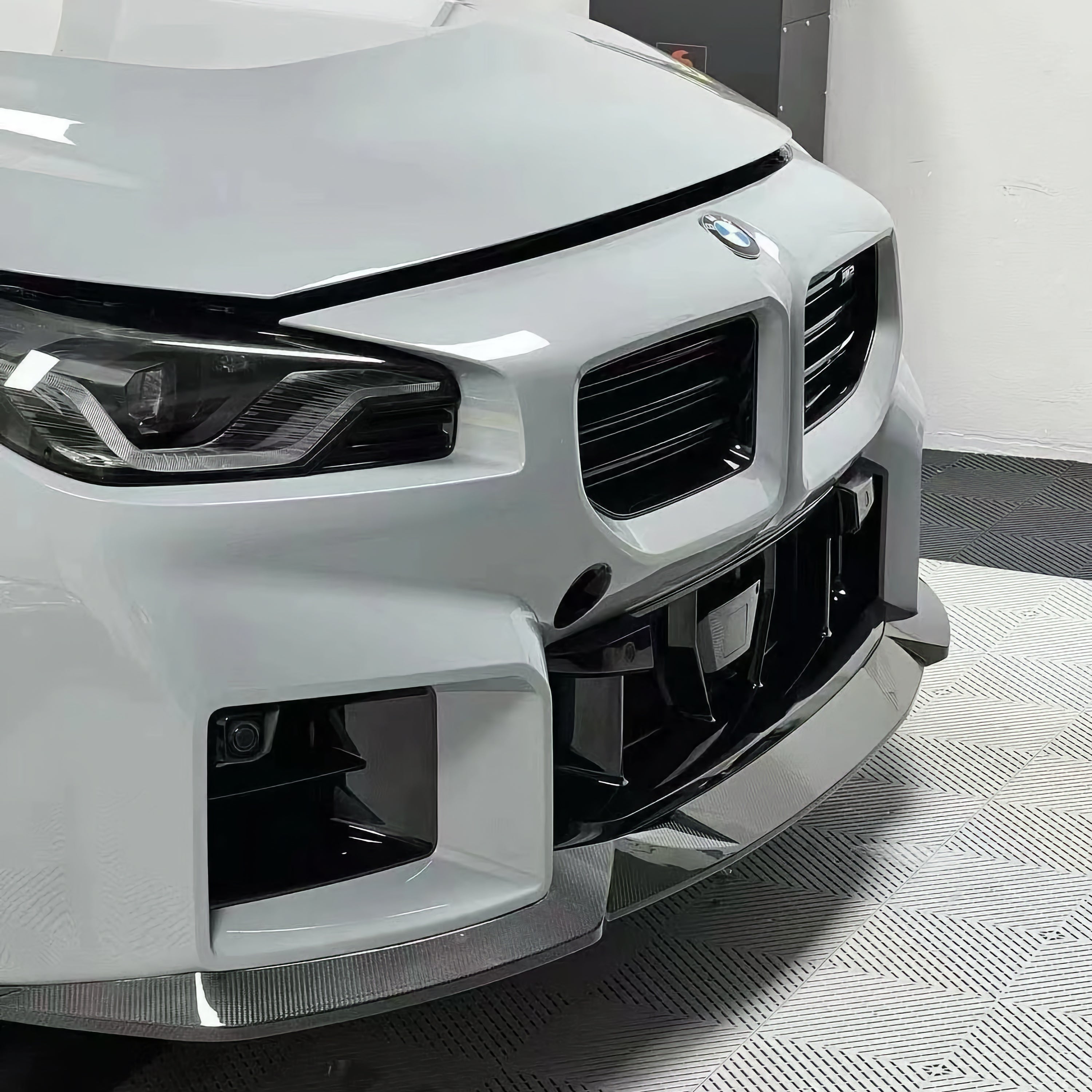 Dry Carbon Frontlippe V2 passend für BMW M2 G87 inkl. LCI