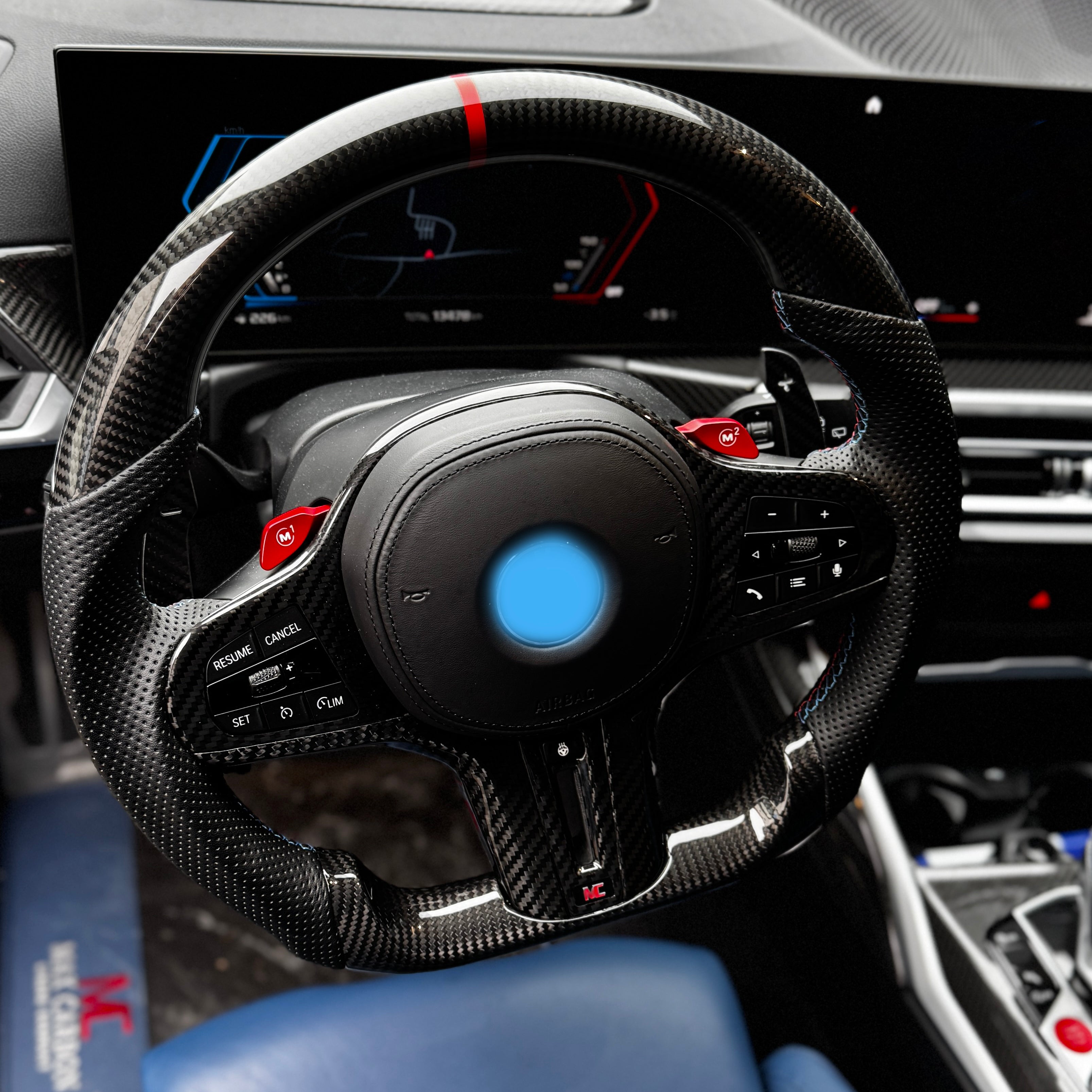 Dry Carbon Upgrade Lenkrad "MC Design" für BMW M2 G87 M3 (G80 G81) M4 (G82 G83)