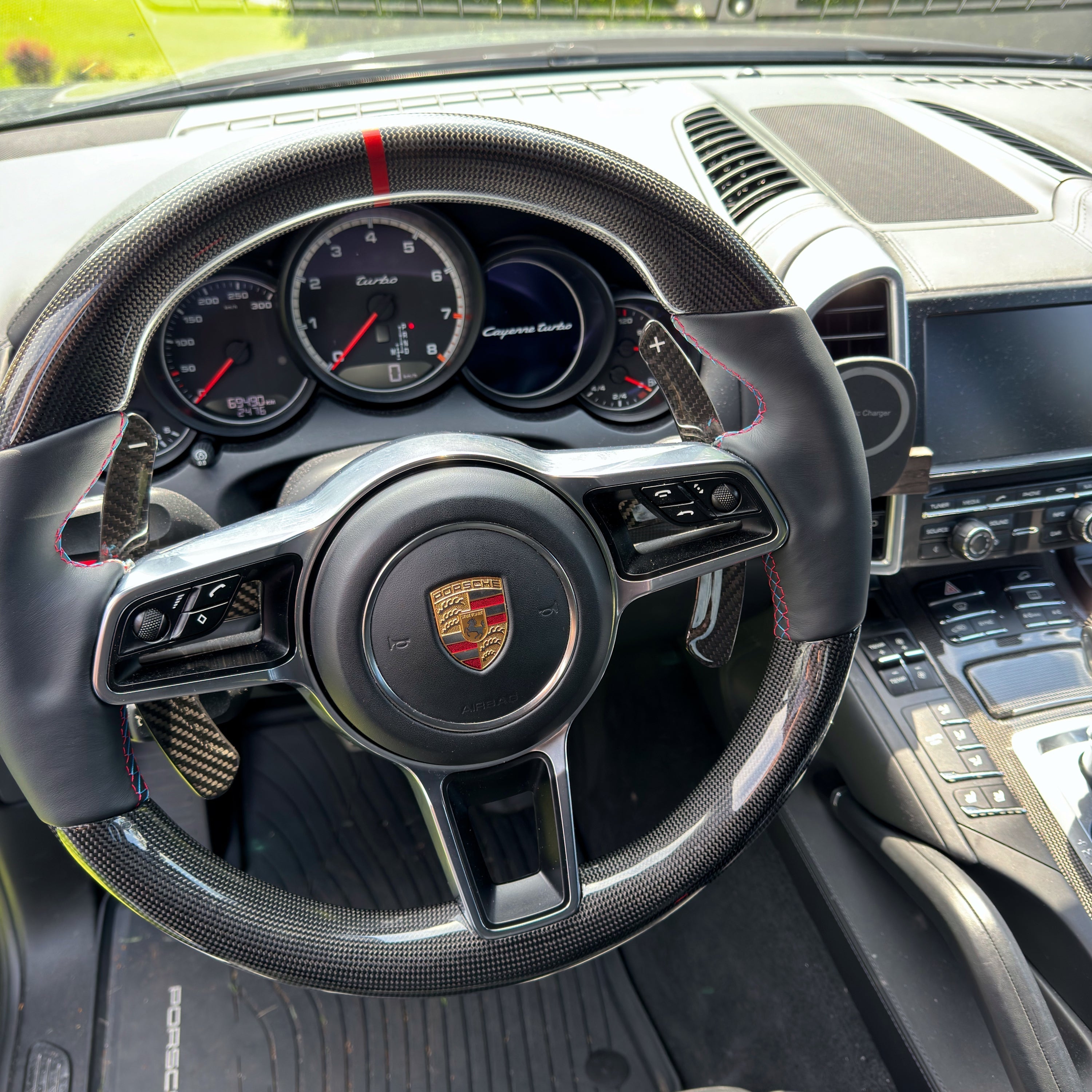 Dry-Carbon Lenkrad passend für Porsche 911 Cayenne Macan Cayman Boxster Panamera – Cockpit-Veredelung