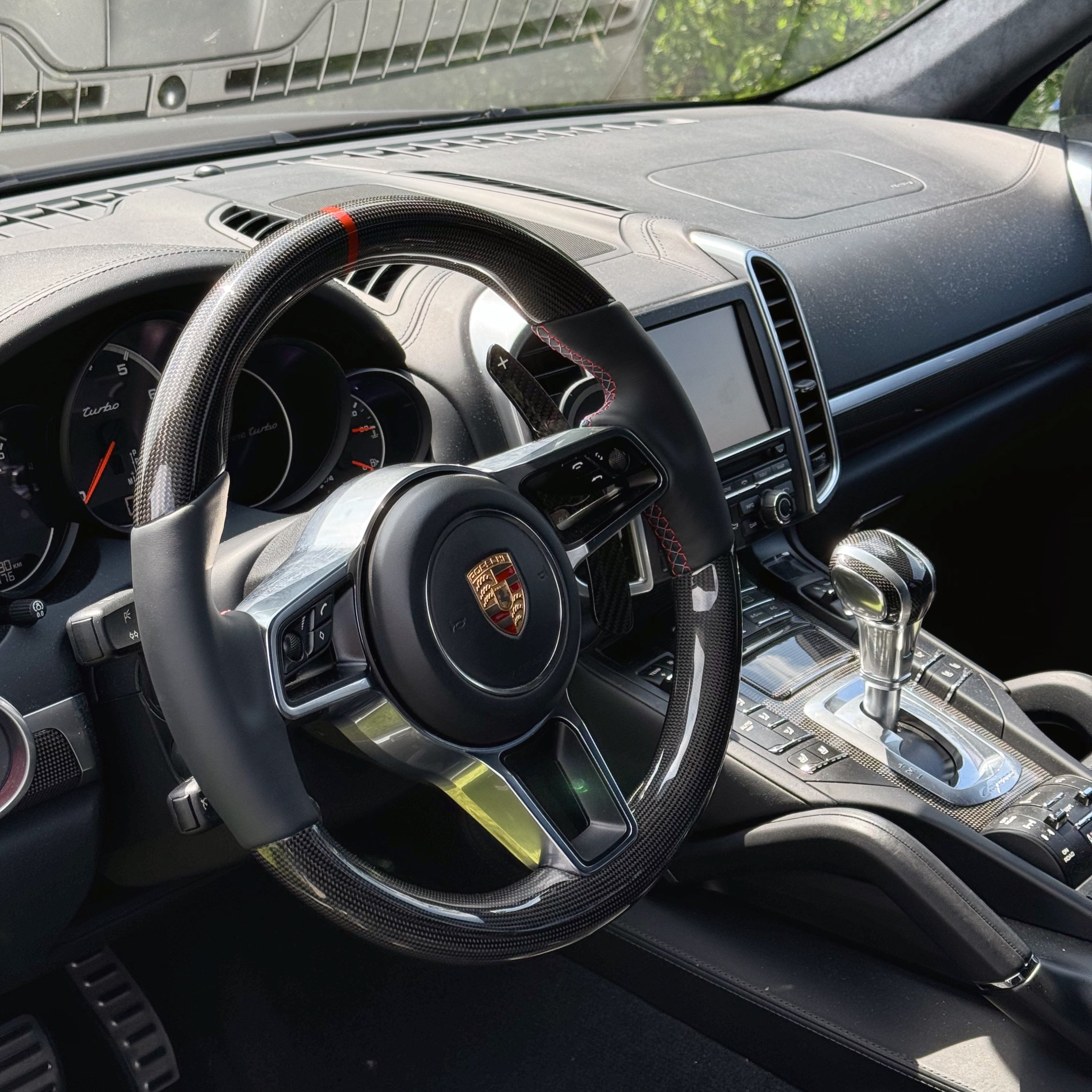 Dry-Carbon Lenkrad passend für Porsche 911 Cayenne Macan Cayman Boxster Panamera – Cockpit-Veredelung