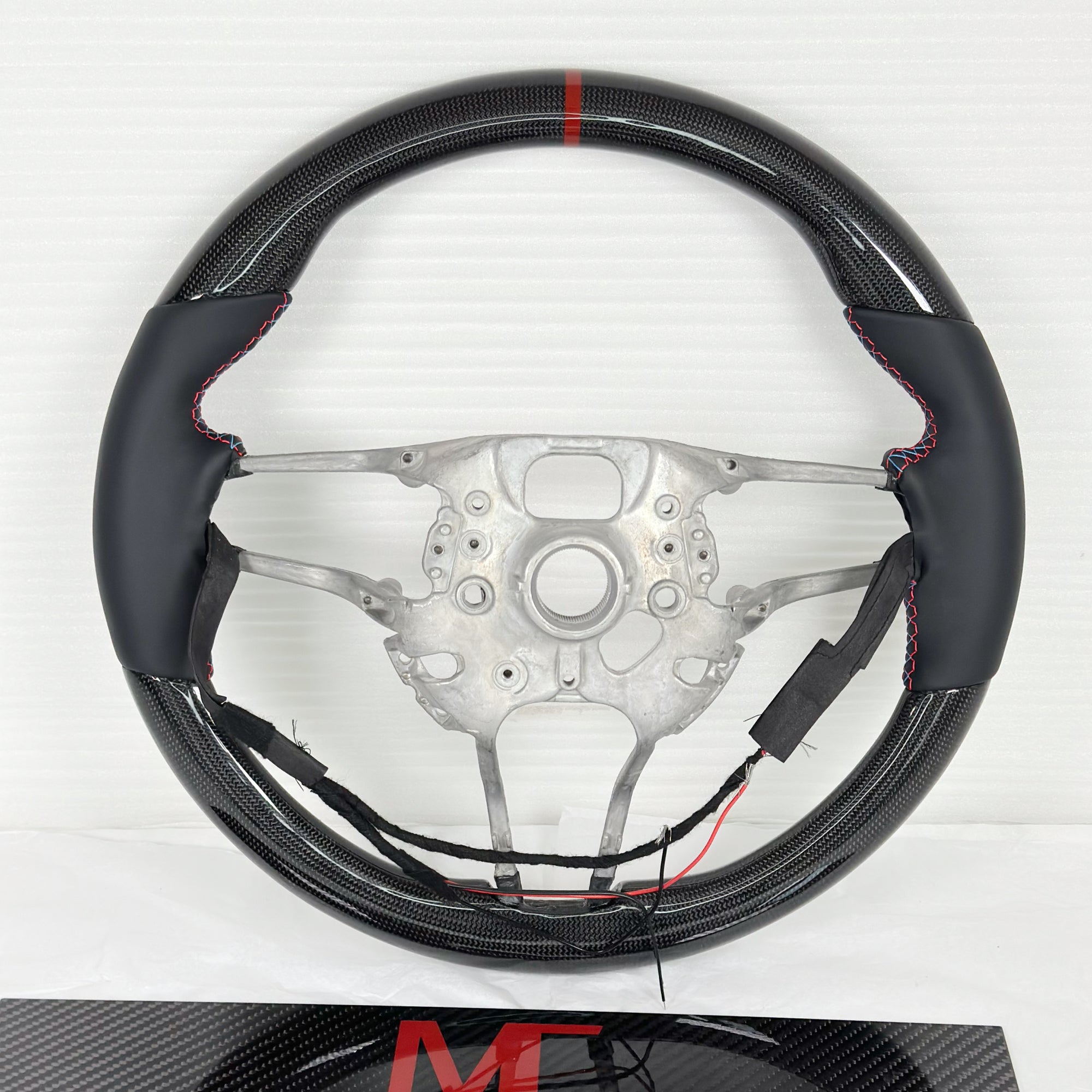 Dry-Carbon Lenkrad passend für Porsche 911 Cayenne Macan Cayman Boxster Panamera – Cockpit-Veredelung