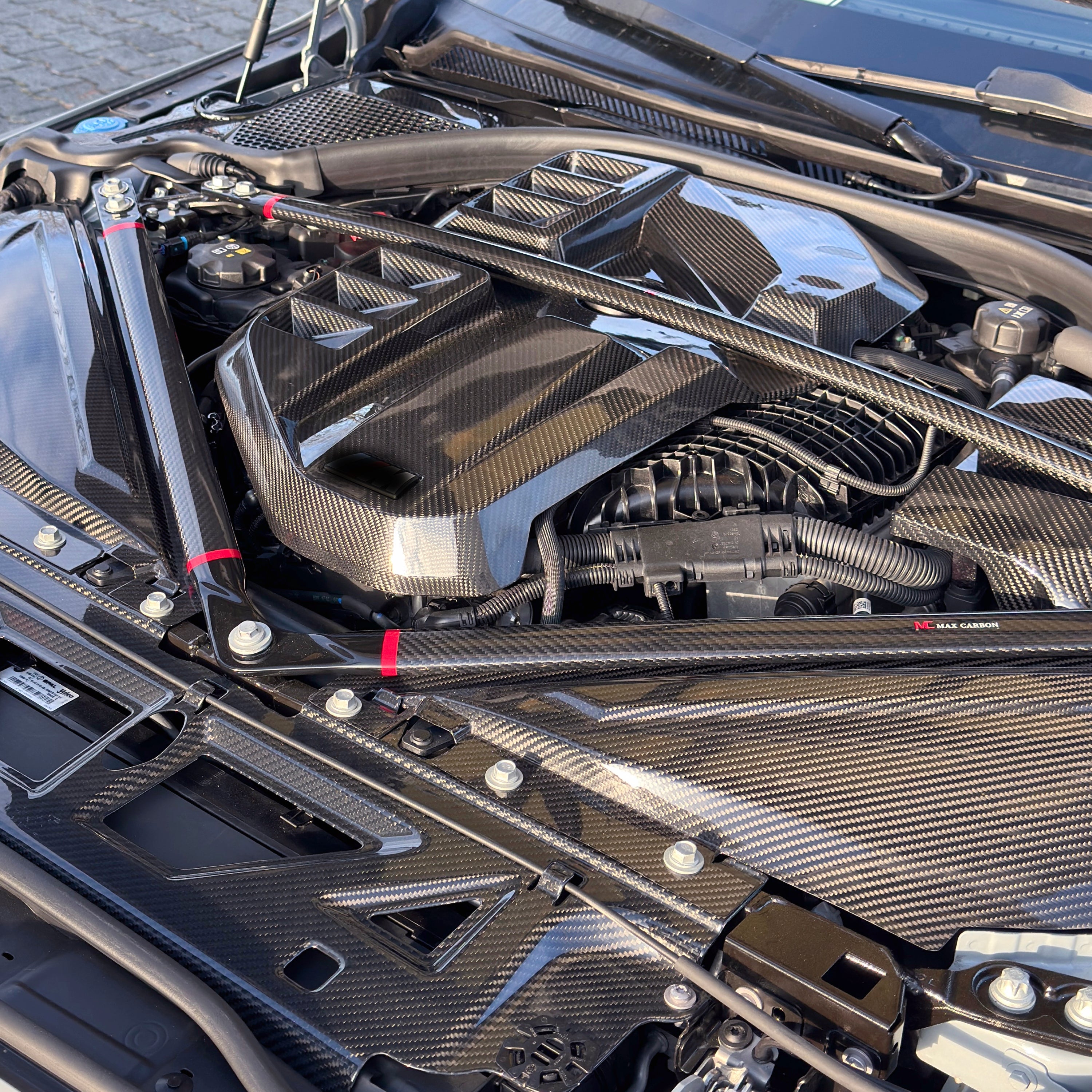 Dry Carbon Domstrebenset V2 für BMW M2 G87 / M3 G80 G81 / M4 G82 G83