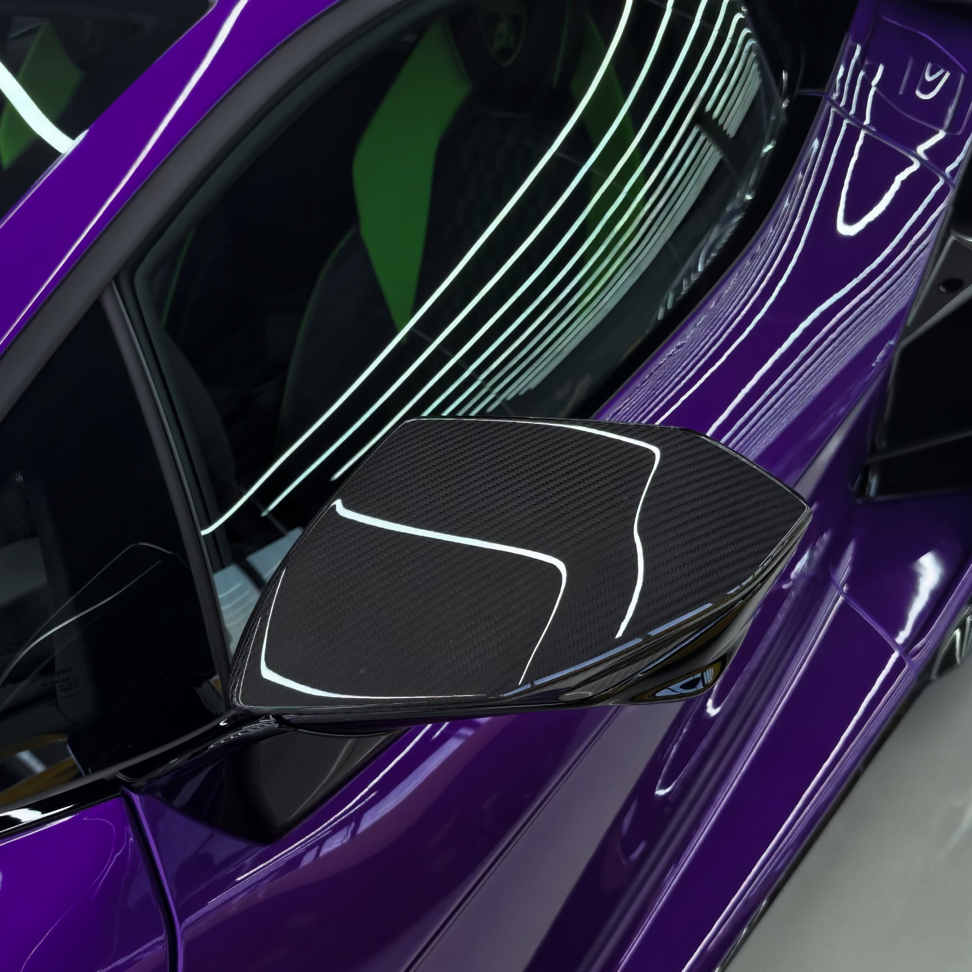 Dry-Carbon Spiegelkappen passend für Lamborghini Revuelto – sichtbarer Leichtbau