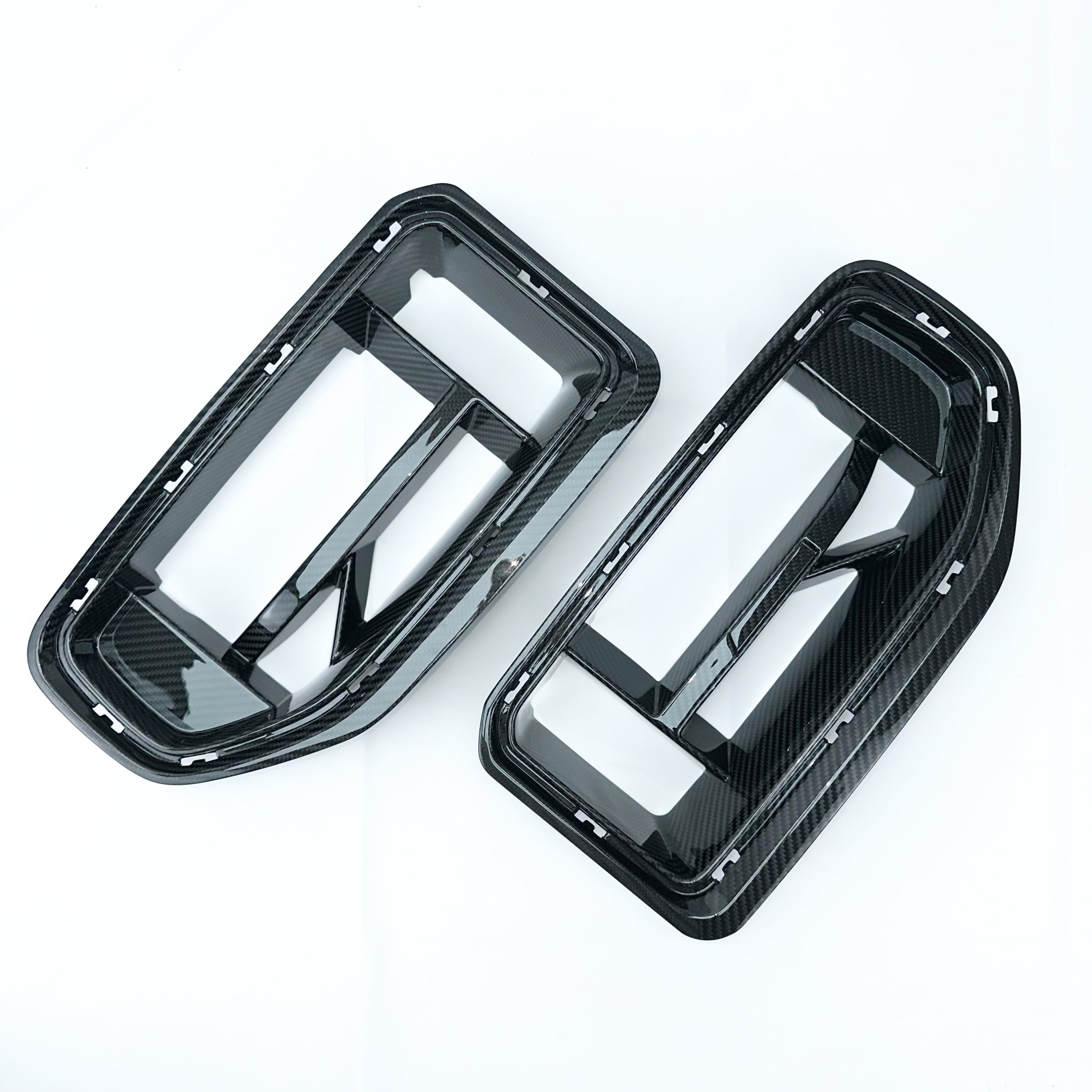 Dry Carbon Nieren Einsatz CS Style für BMW M2 G87