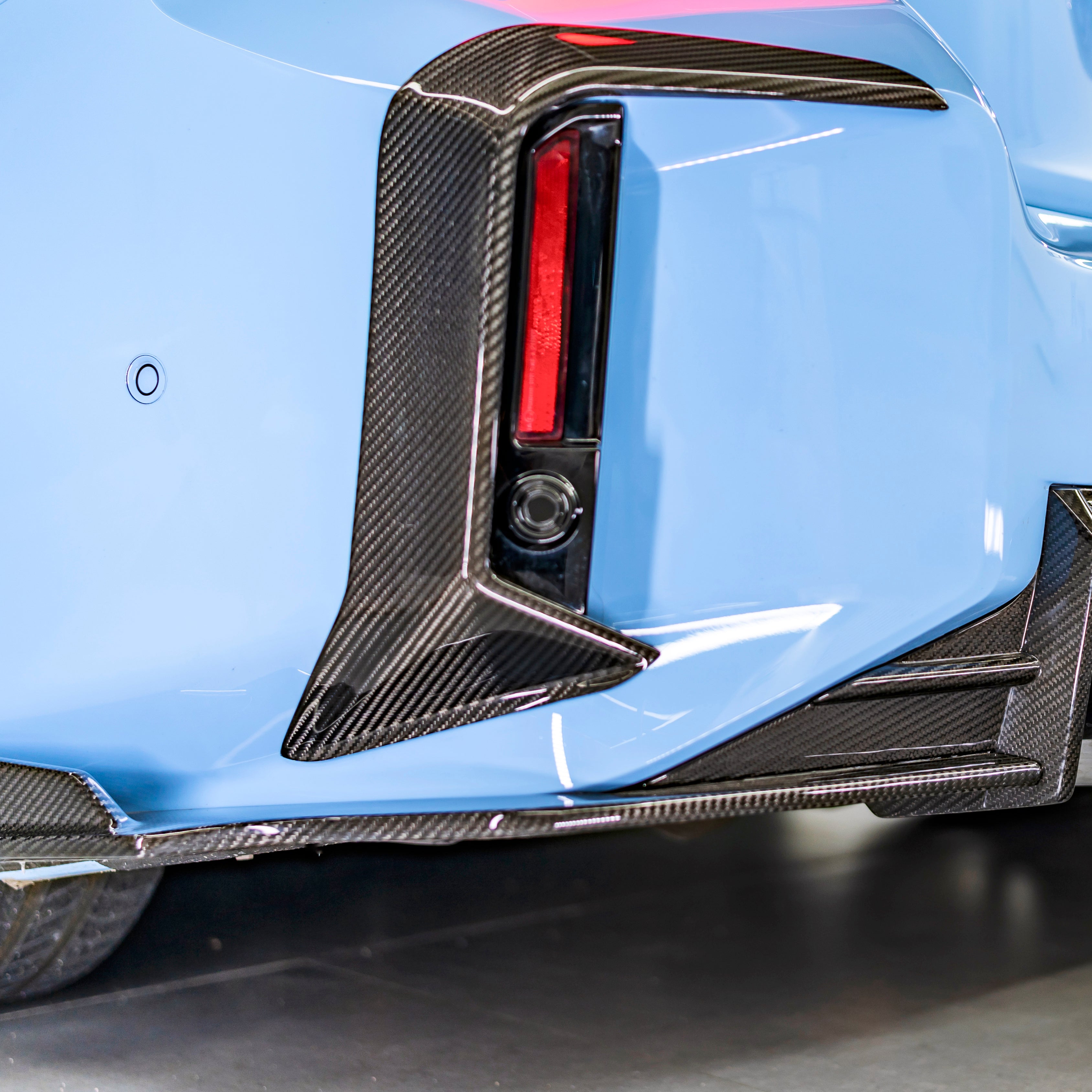 Dry Carbon Stoßstangenaufsatz in L-Form "KB Design" passend für BMW M2 G87