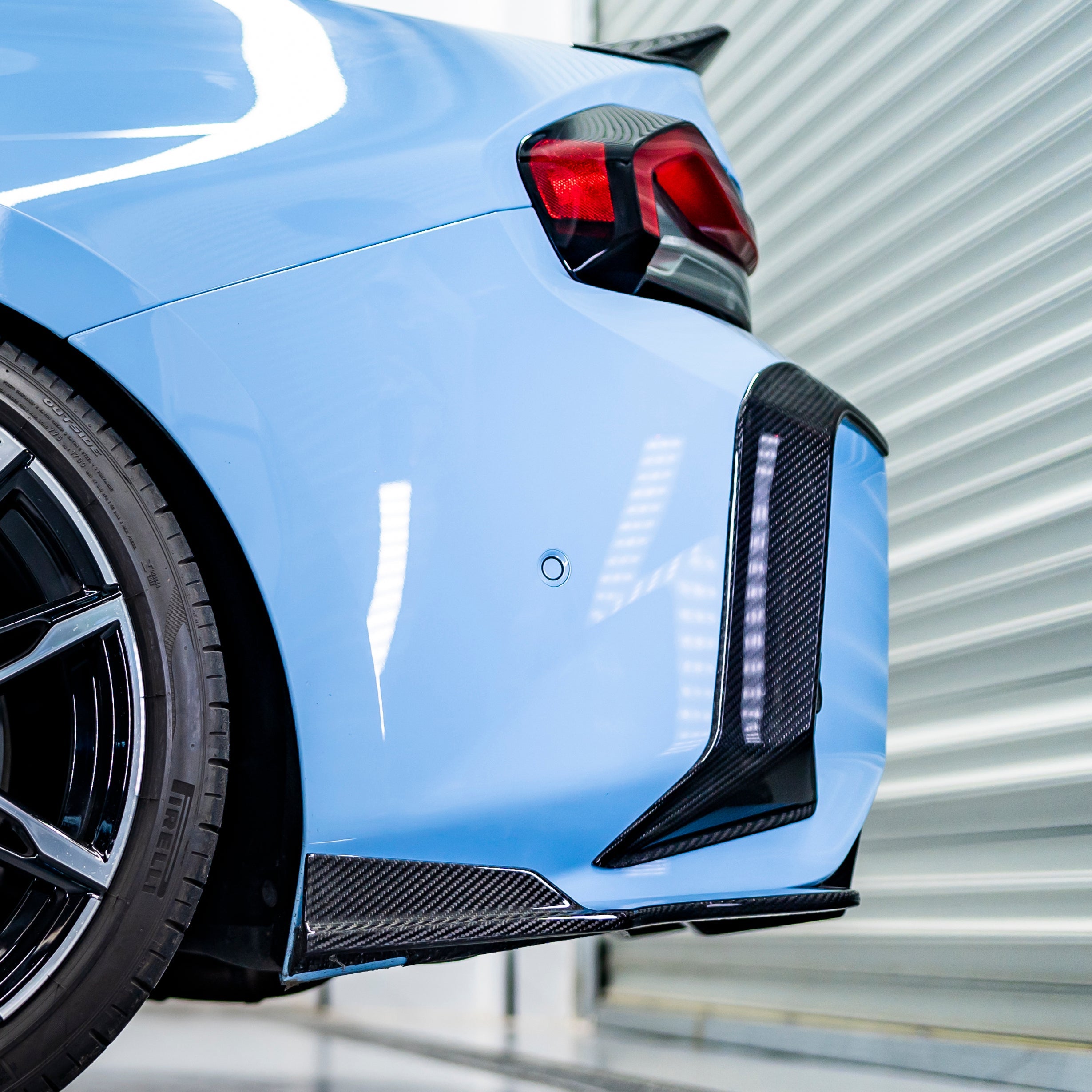 Dry Carbon Stoßstangenaufsatz in L-Form "KB Design" passend für BMW M2 G87