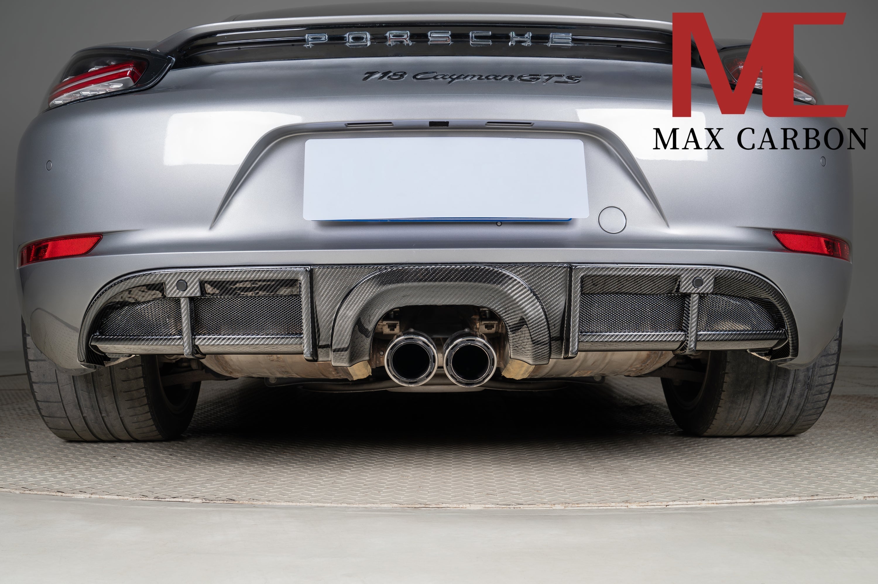 Dry-Carbon Heckdiffusor GTS-Style passend für Porsche Cayman & Boxster 982 – Rennstrecken-Optik