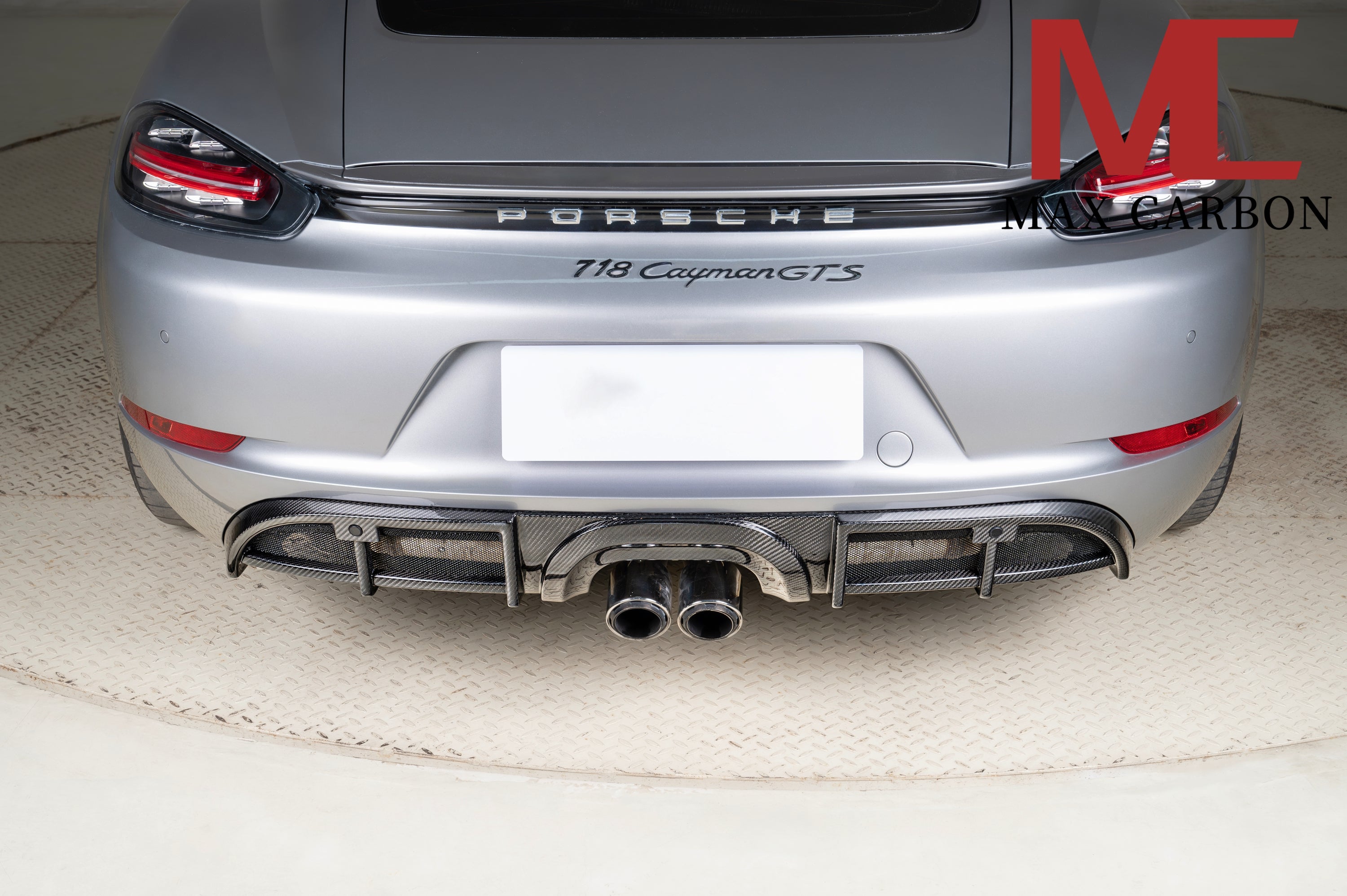 Dry-Carbon Heckdiffusor GTS-Style passend für Porsche Cayman & Boxster 982 – Rennstrecken-Optik