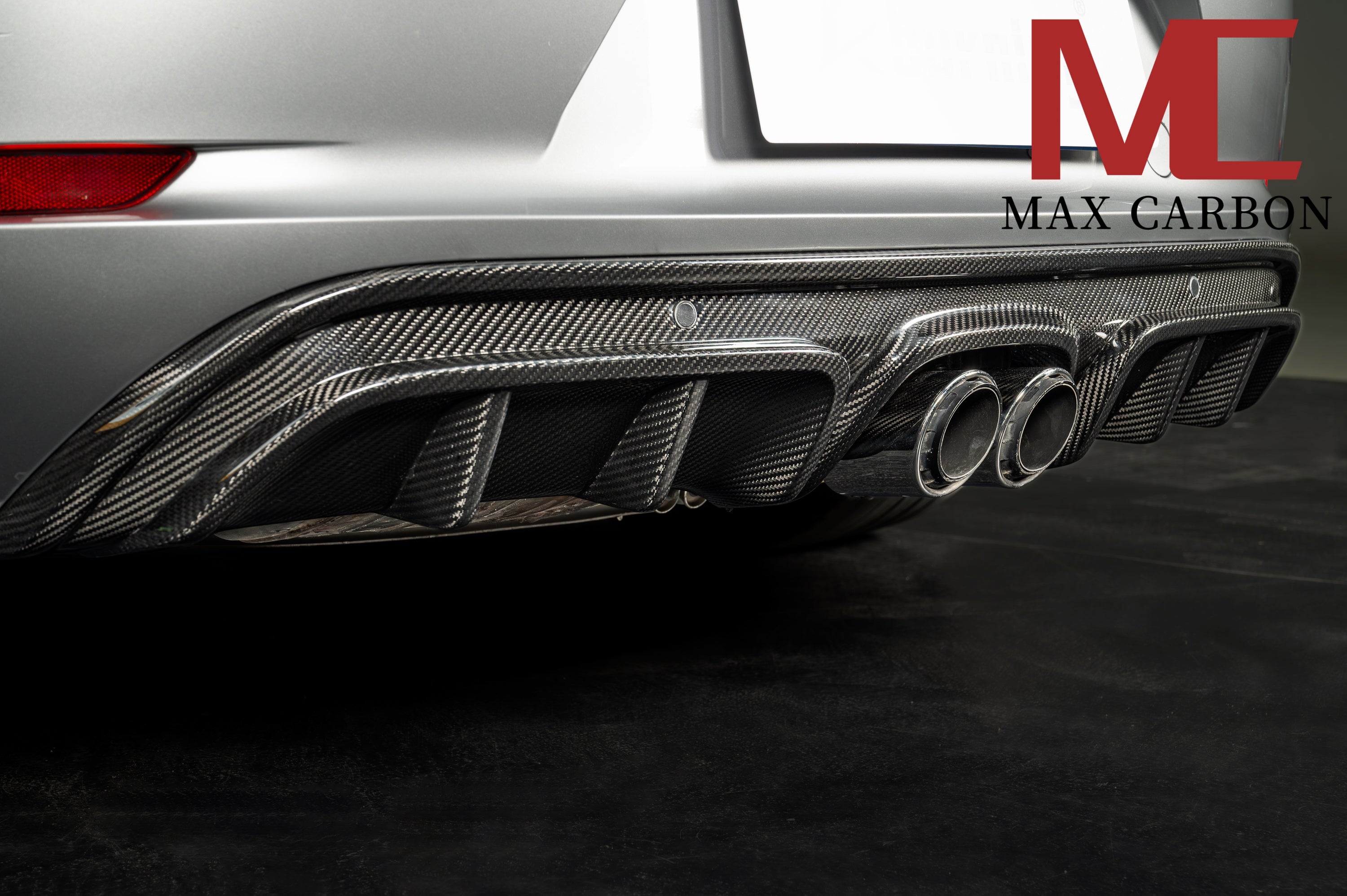 Dry-Carbon Heckdiffusor GTS-Style passend für Porsche Cayman & Boxster 982 – cleane Heck-Optik