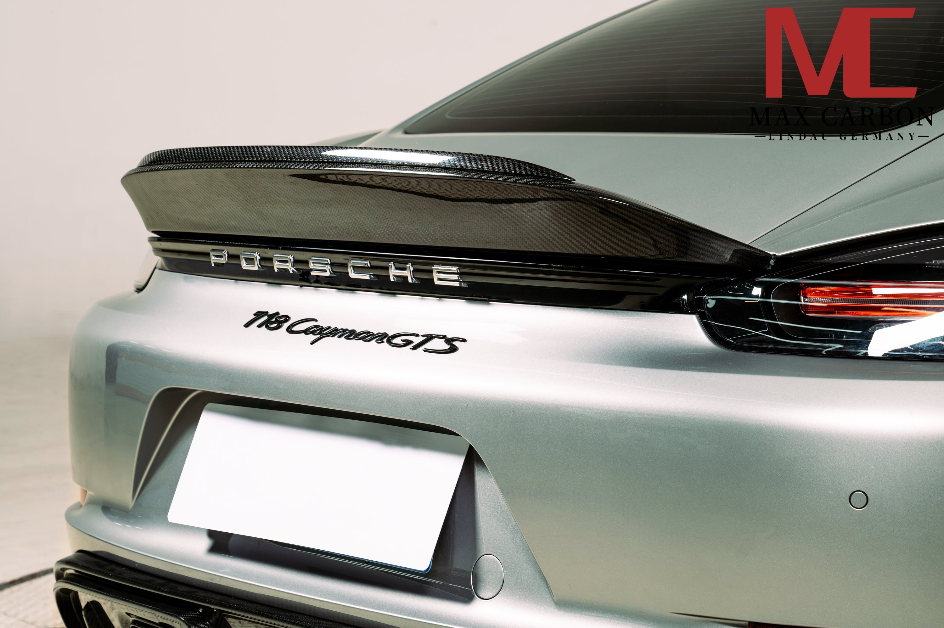 Dry-Carbon Heckspoiler „Ducktail“ passend für Porsche 718 Cayman & Boxster 982 – markanter Heckabriss