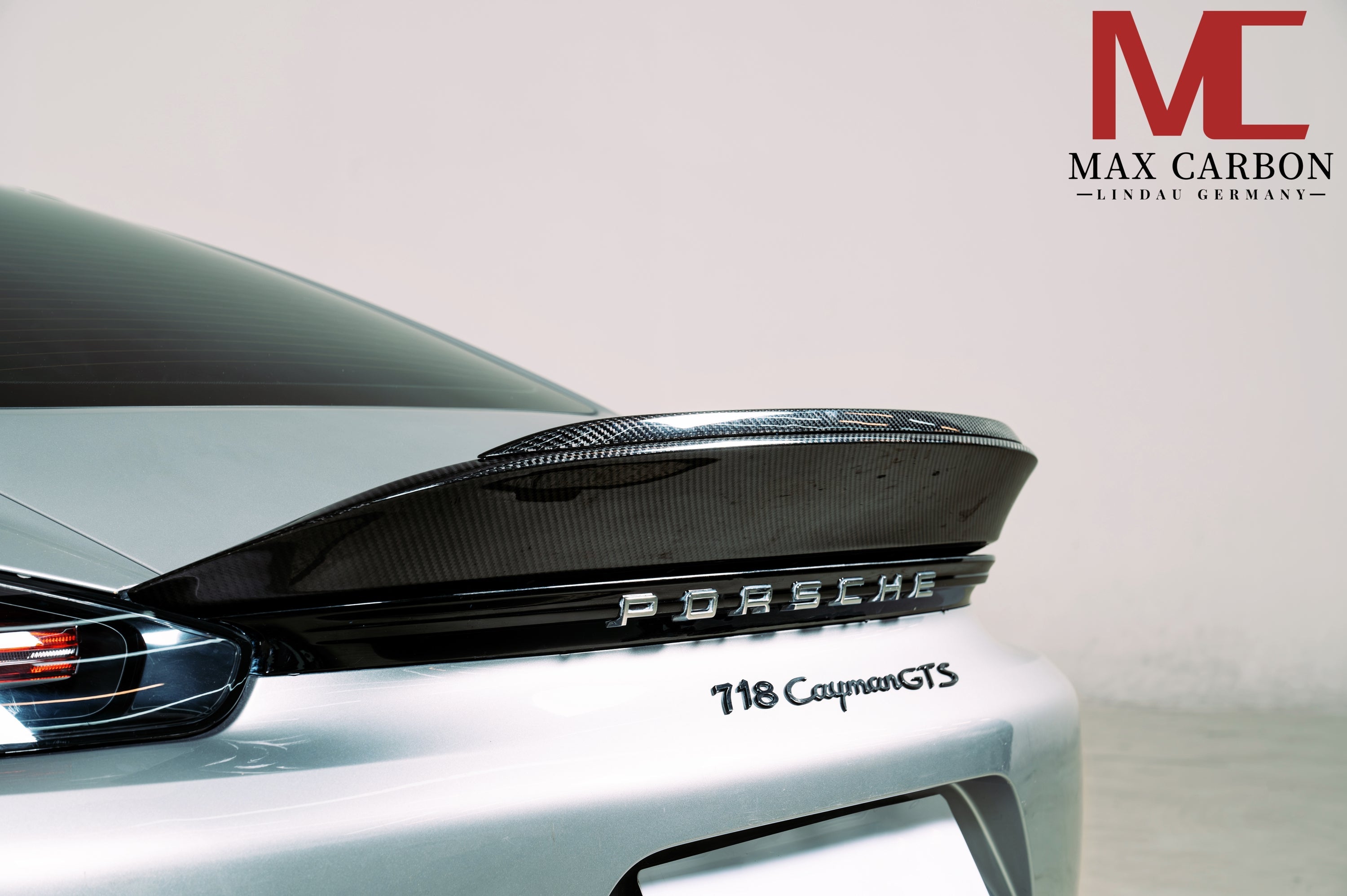 Dry-Carbon Heckspoiler „Ducktail“ passend für Porsche 718 Cayman & Boxster 982 – markanter Heckabriss