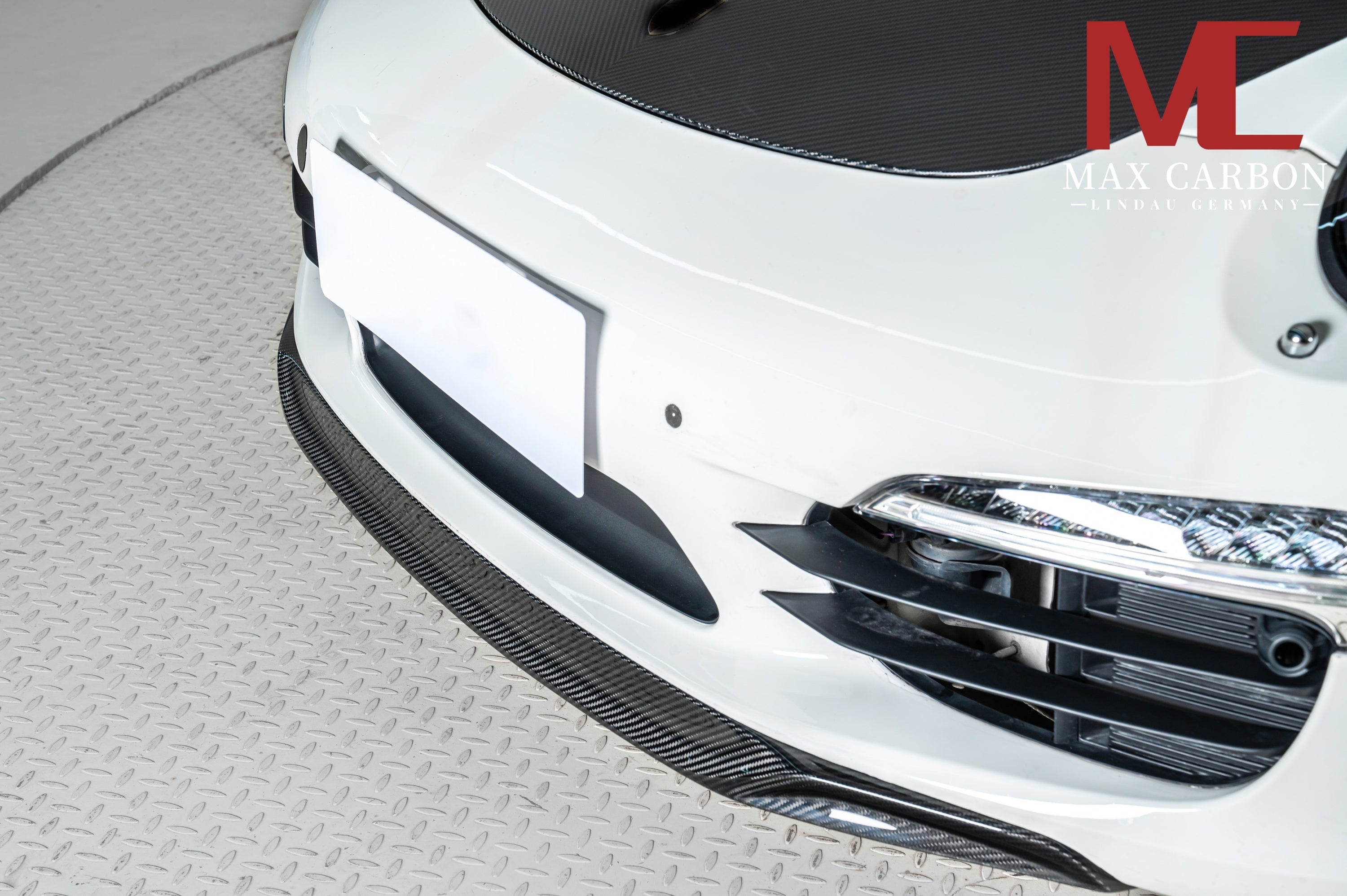 Carbon Frontlippe passend für Porsche 911 991.1 Carrera / S / 4 / 4S – schärfere Frontkante