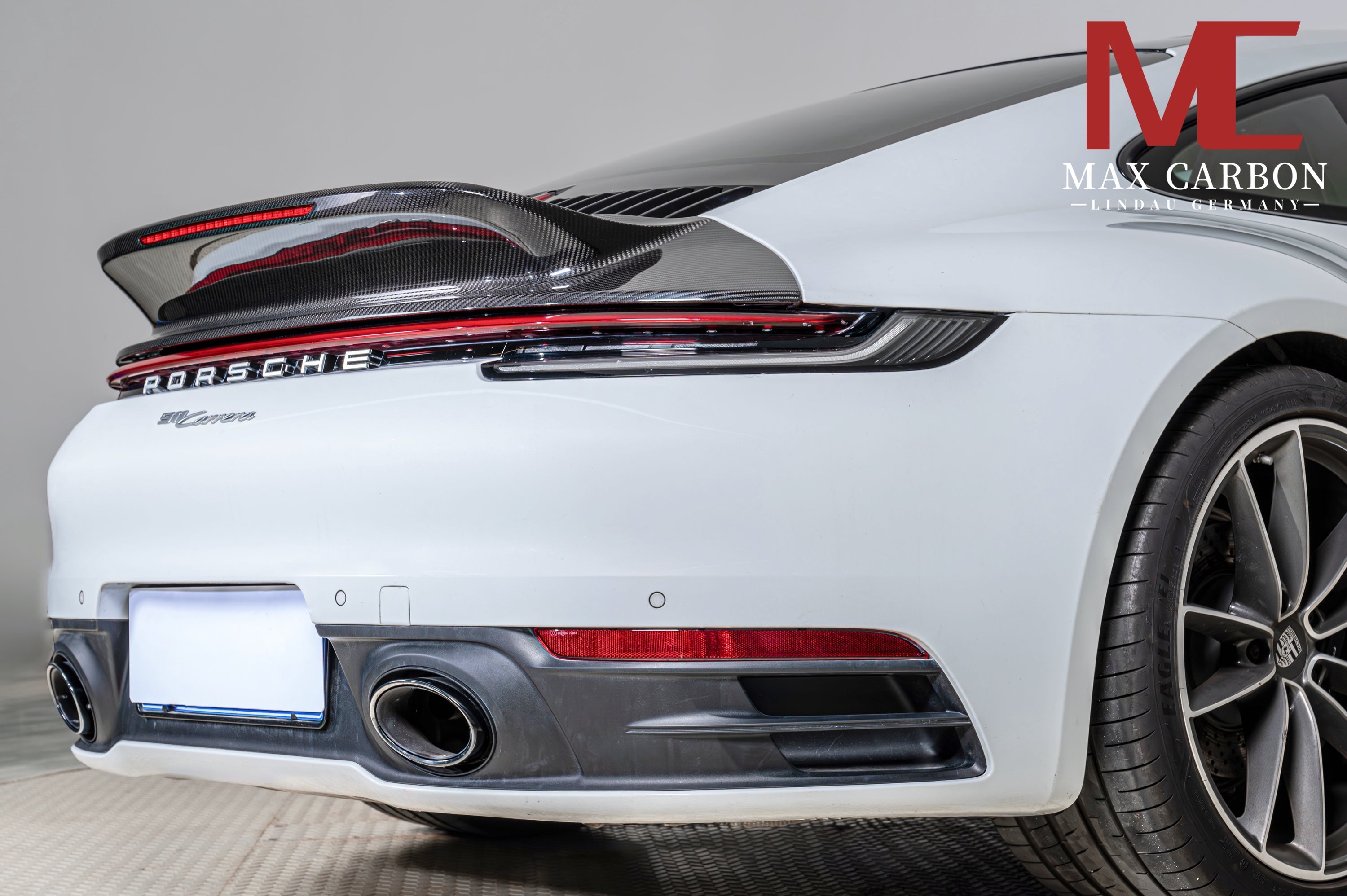 Dry-Carbon Heckspoiler „Sport Classic“ passend für Porsche 911 992.1 – inkl. Eintragung