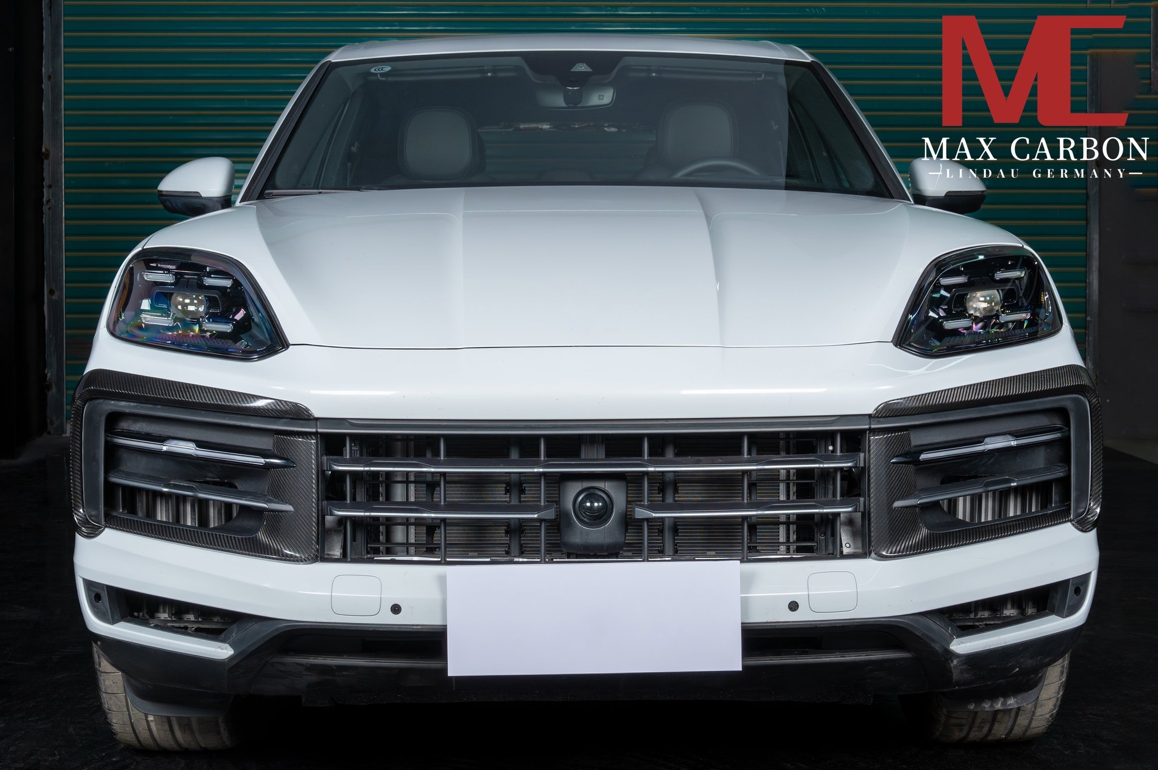 Dry-Carbon Frontansatz L-Form passend für Porsche Cayenne SUV Facelift (9YA.2) – schärfere Front