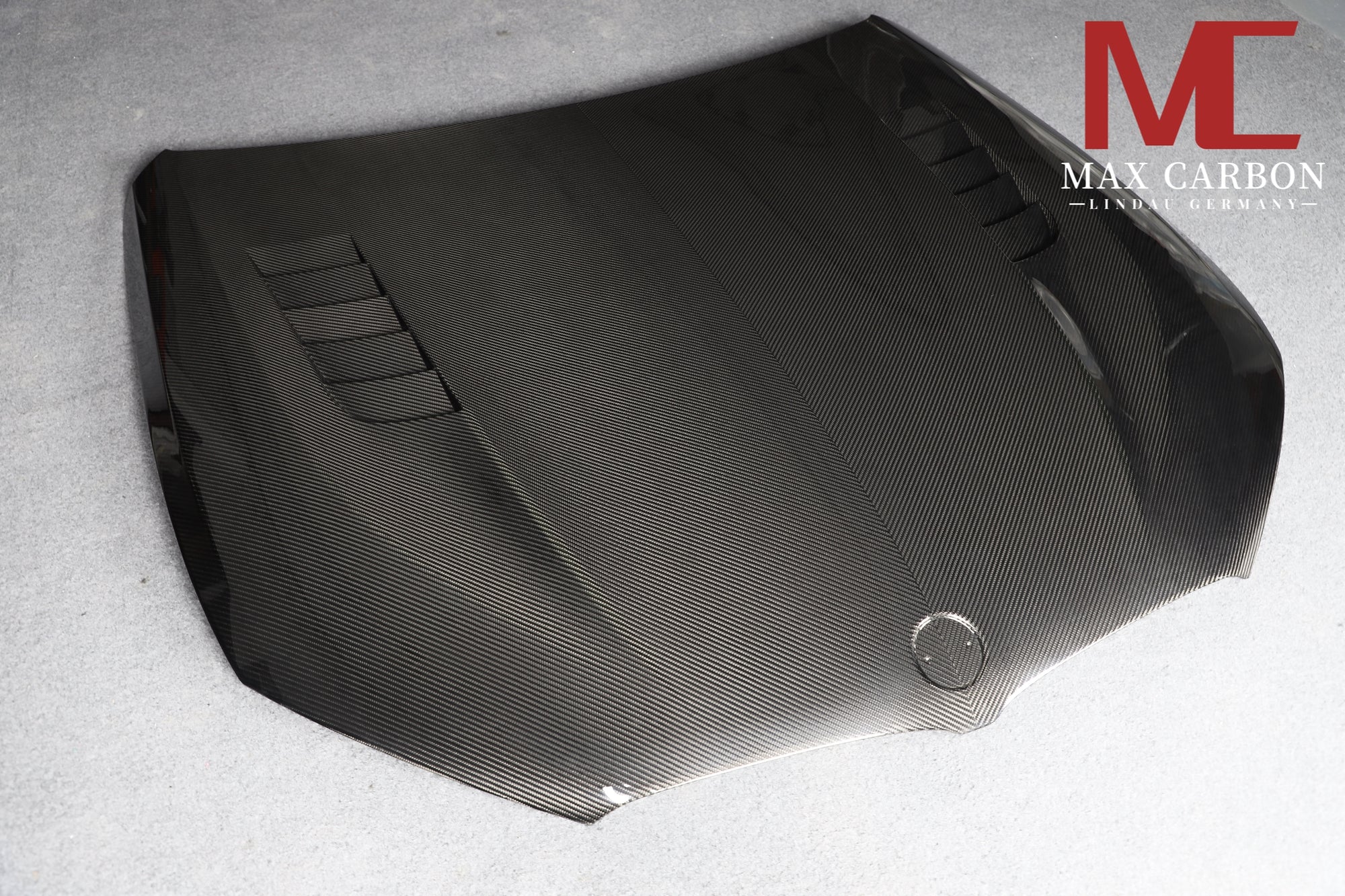 Dry-Carbon Sport-Motorhaube passend für BMW 8er G14/G15/G16 inkl. M8 – Carbon-Kevlar-Leichtbau