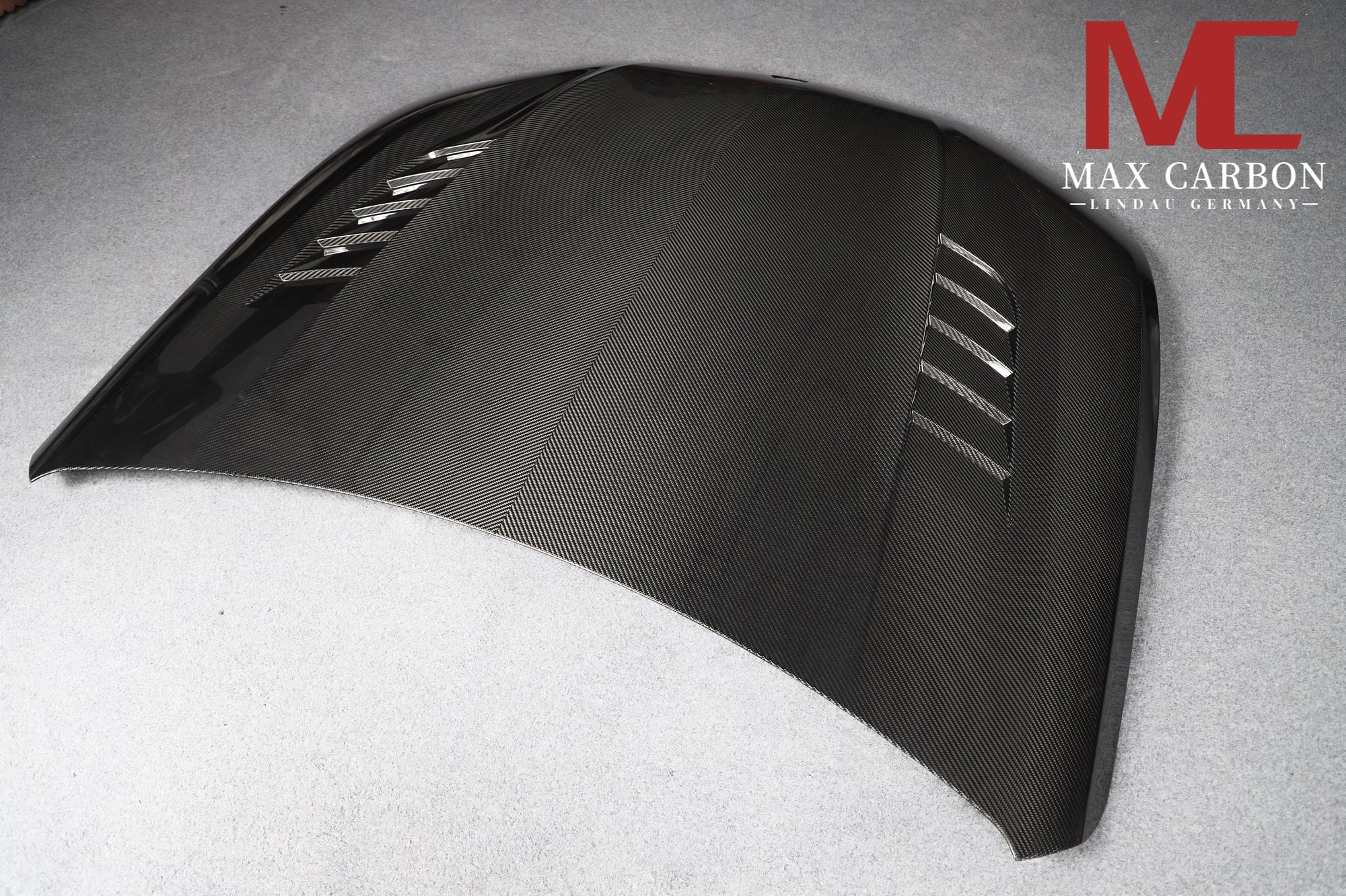 Dry-Carbon Sport-Motorhaube passend für BMW 8er G14/G15/G16 inkl. M8 – Carbon-Kevlar-Leichtbau