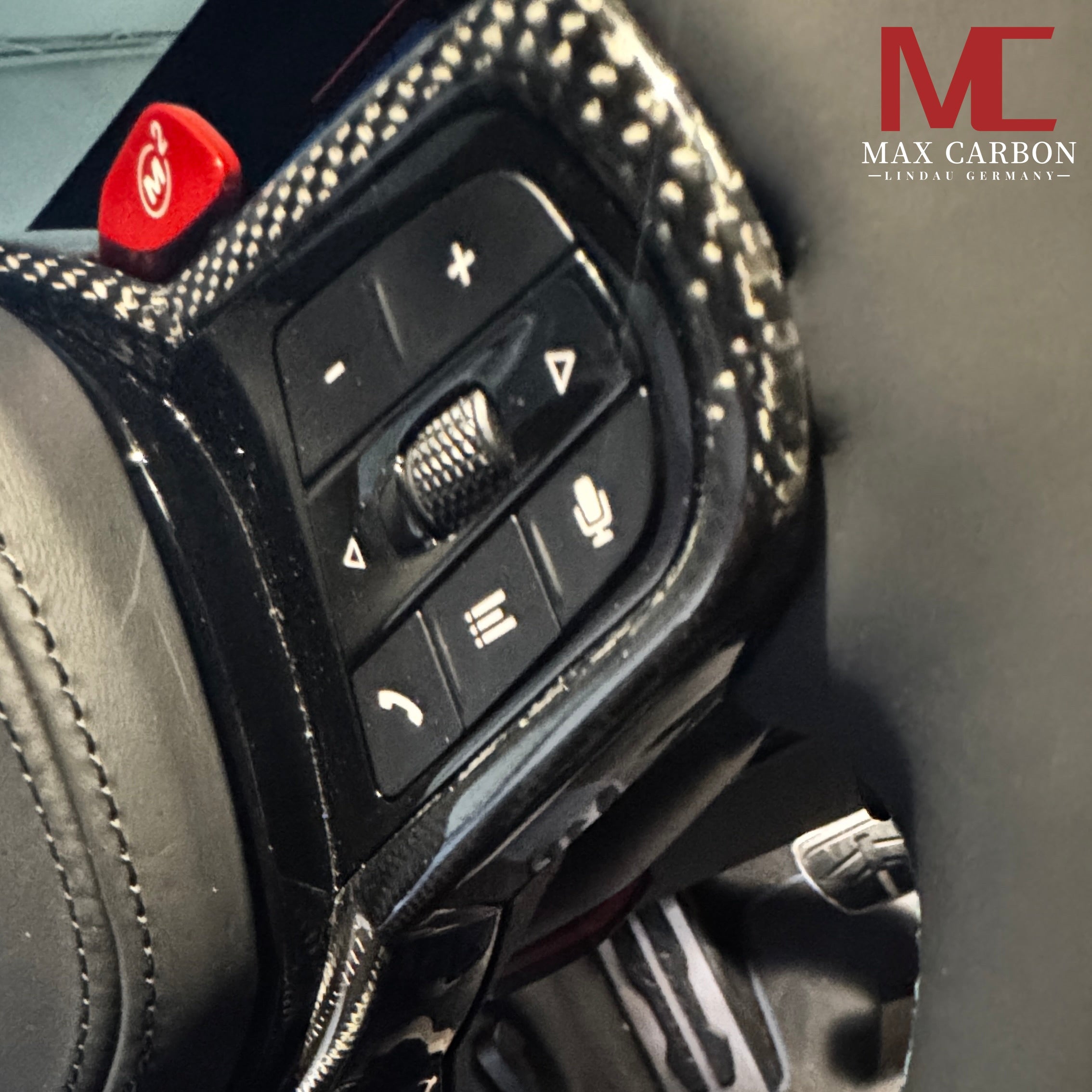 Dry Carbon Lederlenkrad für BMW M2 G87 / M3 G80 G81 / M4 G82 G83