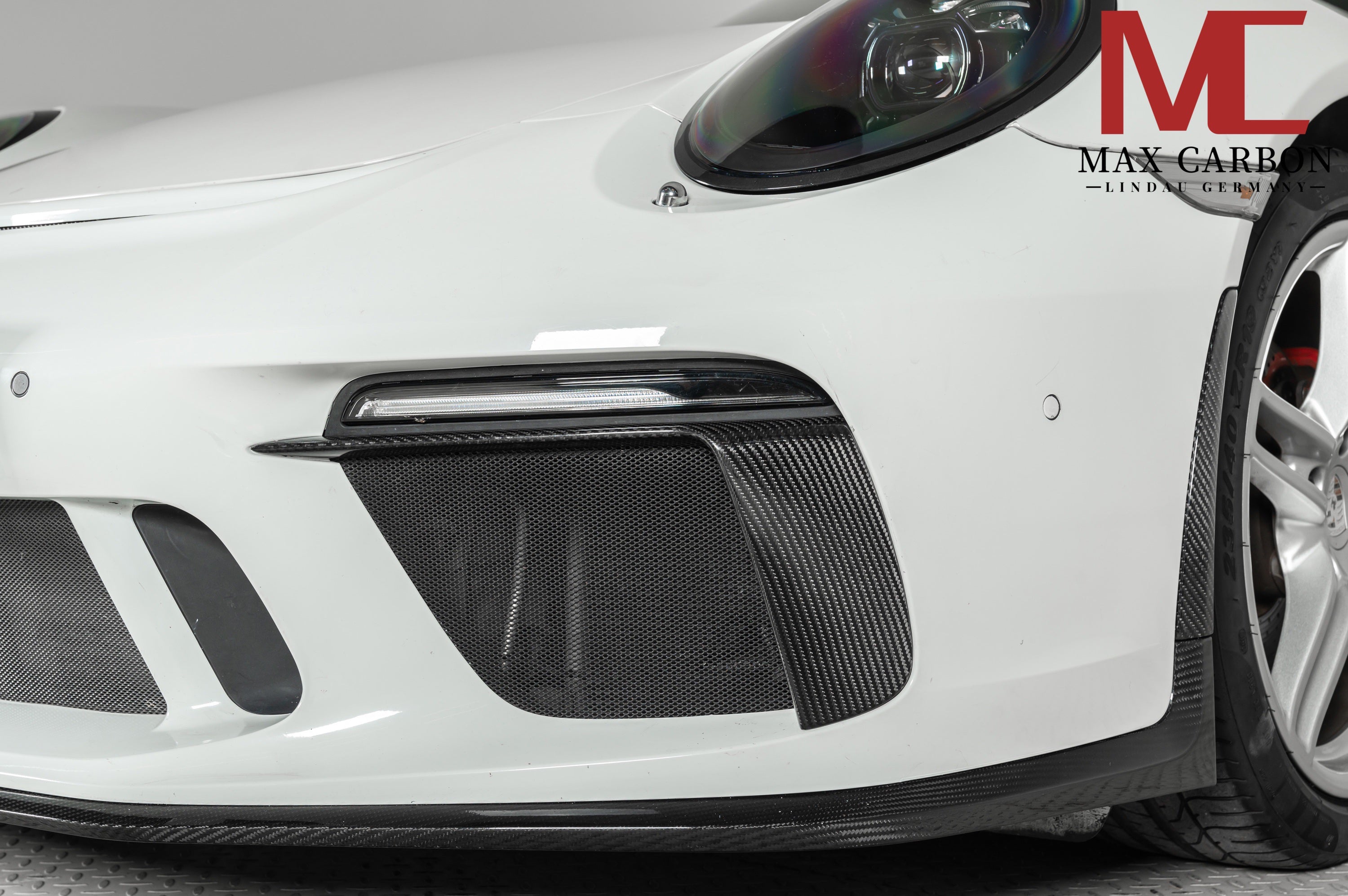 Dry-Carbon Frontlippe passend für Porsche 911 991.2 GT3 – schärfere Frontkante