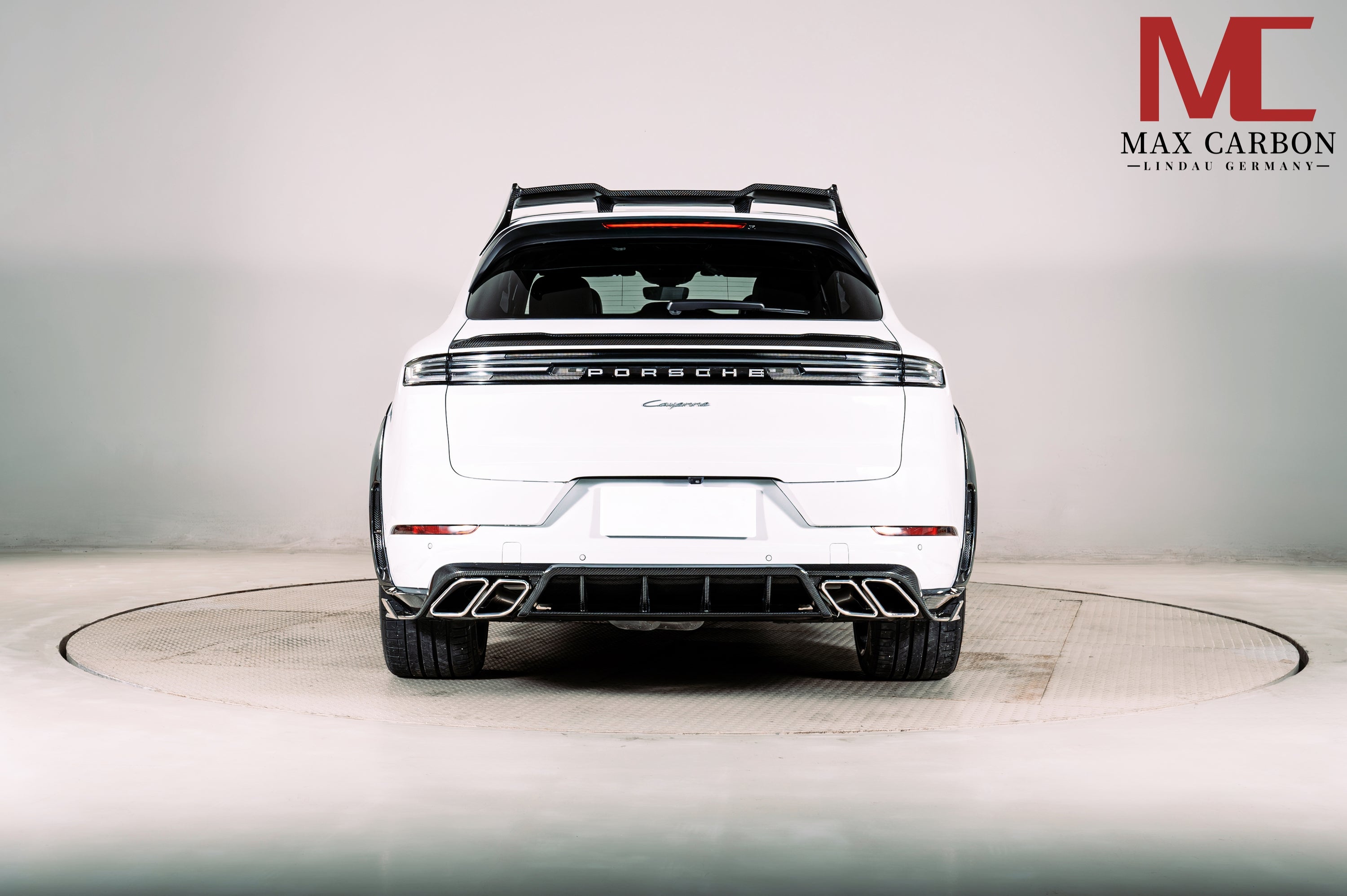 Dry-Carbon Dachkantenspoiler passend für Porsche Cayenne SUV 9YA & 9YA.2 – Carbon-Abschluss am Dach