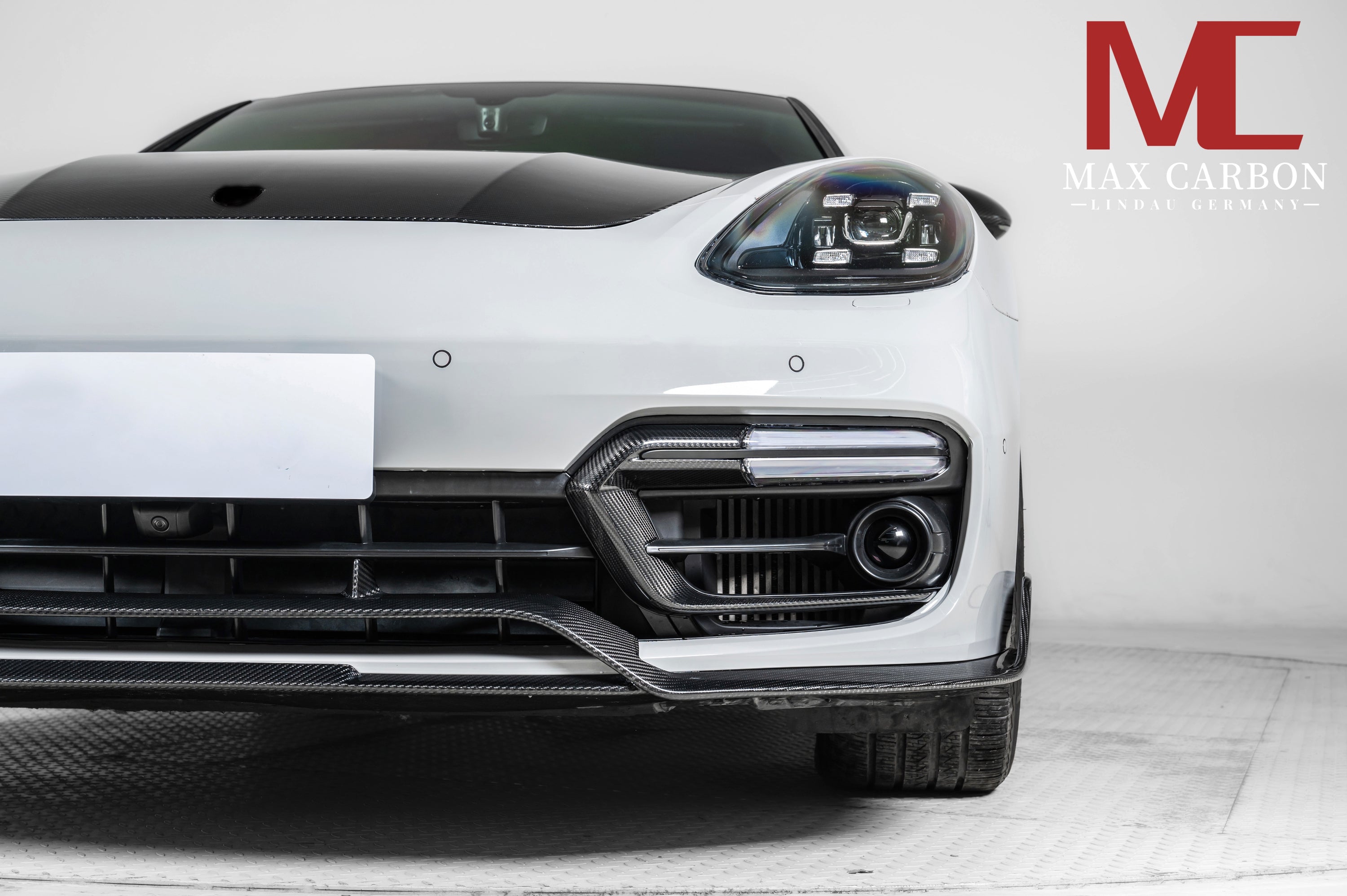 Dry-Carbon Frontansatz Lufteinlass passend für Porsche Panamera 971 – schärfere Front