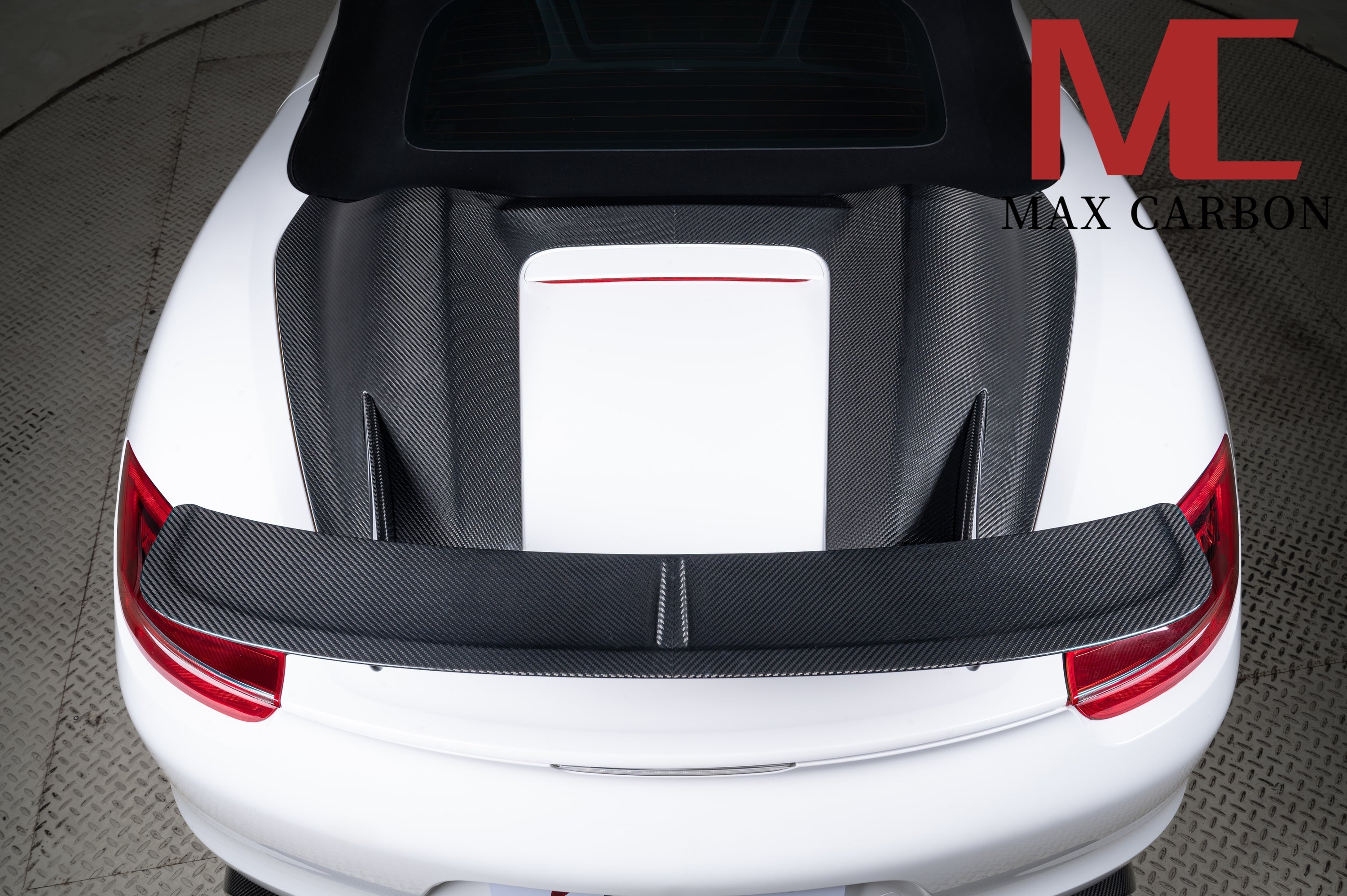 Dry-Carbon Heckflügel passend für Porsche Boxster 981 & 982 – Track-Statement am Heck
