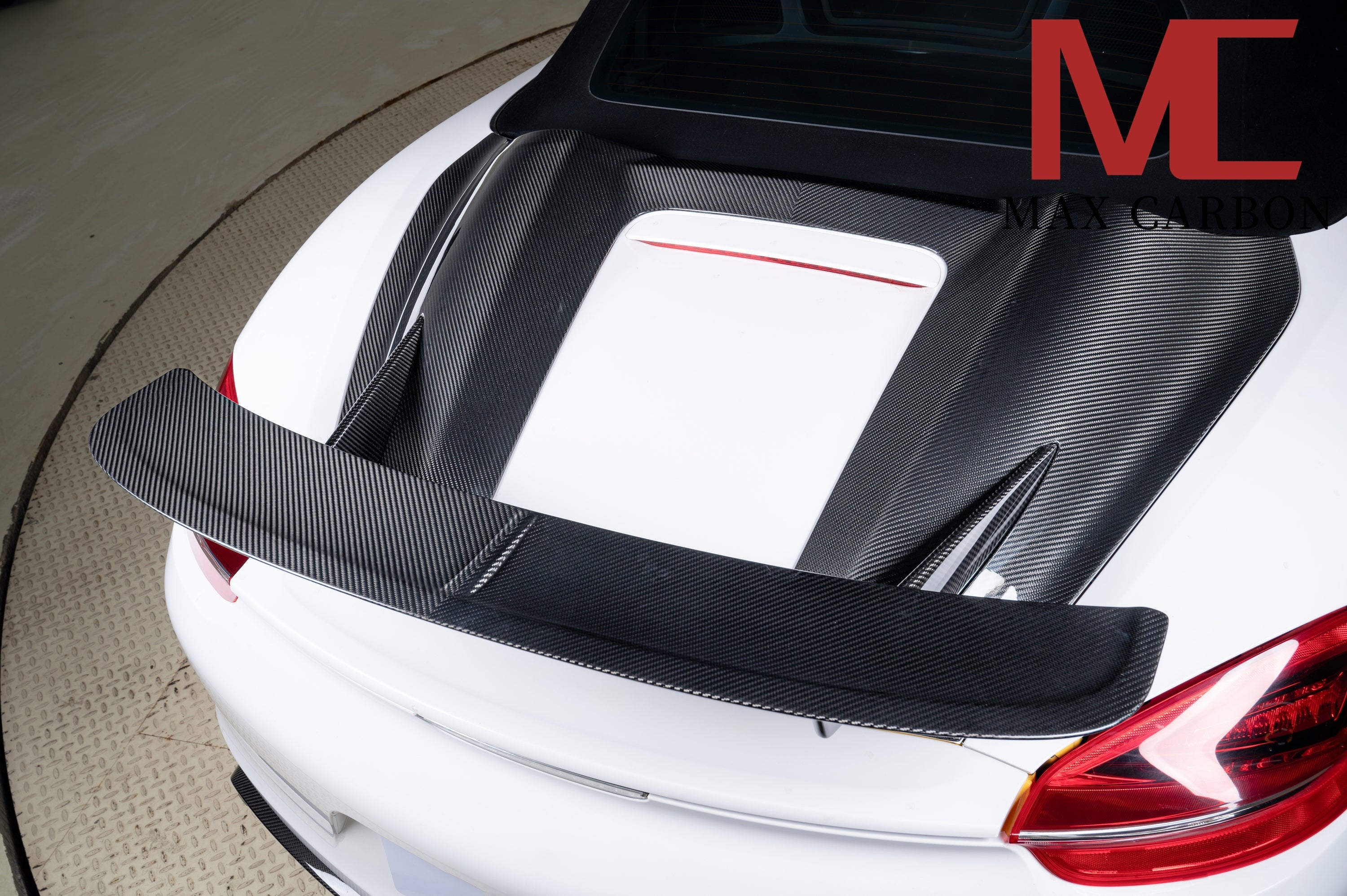 Dry-Carbon Heckflügel passend für Porsche Boxster 981 & 982 – Track-Statement am Heck