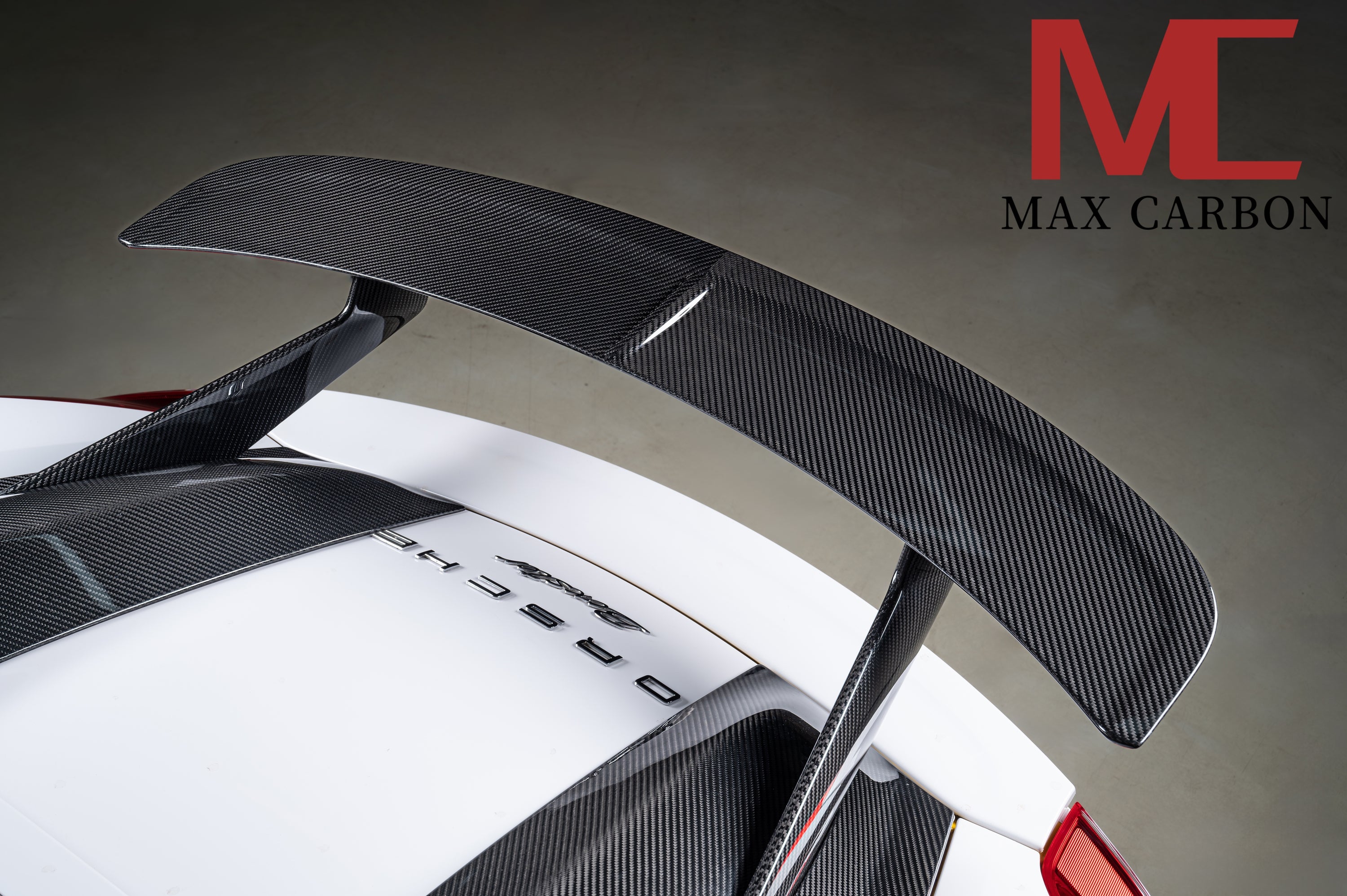 Dry-Carbon Heckflügel passend für Porsche Boxster 981 & 982 – Track-Statement am Heck