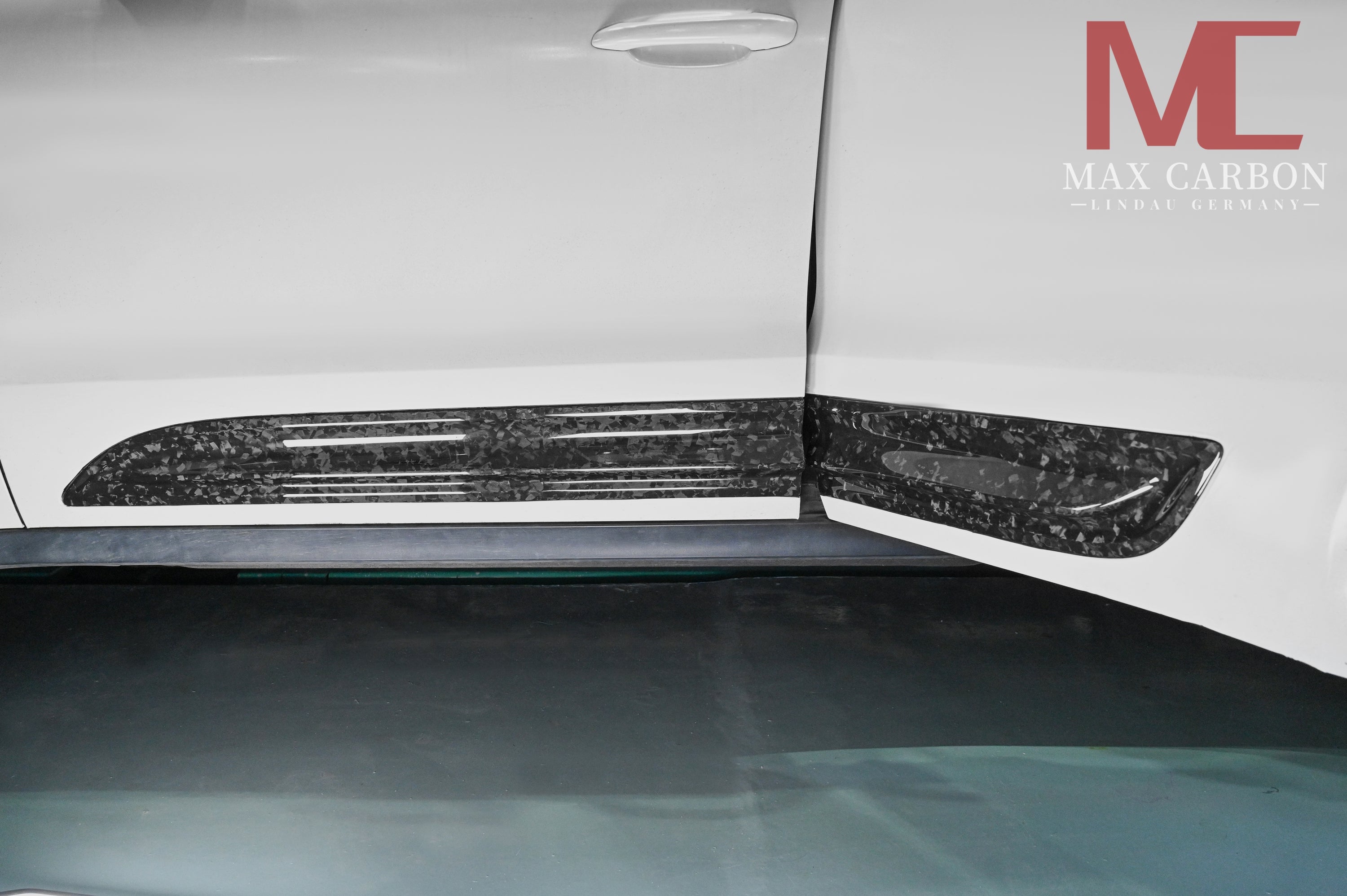 Dry-Carbon Seitenblenden „GTS Style“ passend für Porsche Macan 95B – sportlicher Seitenakzent