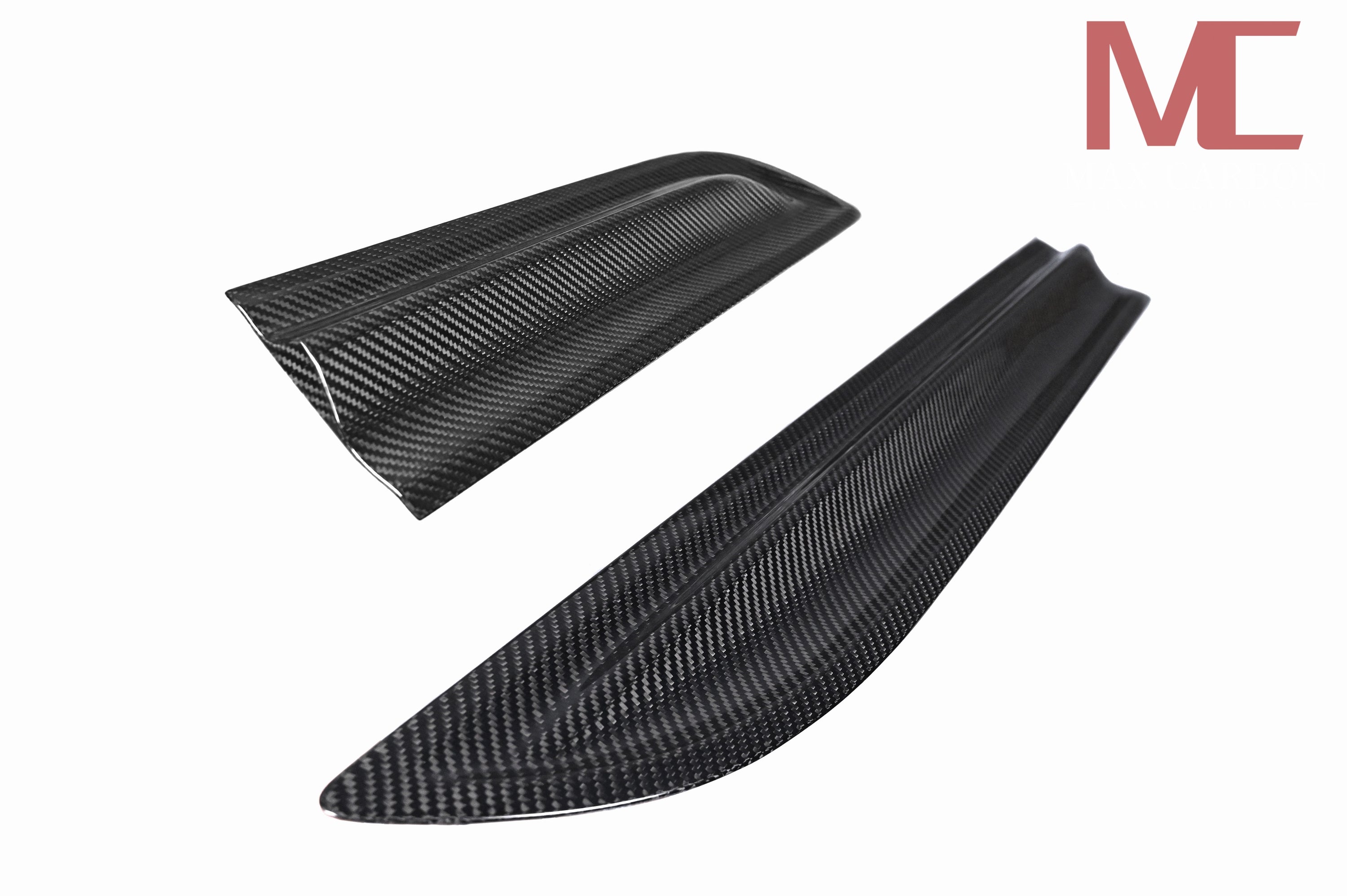 Dry-Carbon Seitenblenden „GTS Style“ passend für Porsche Macan 95B – sportlicher Seitenakzent