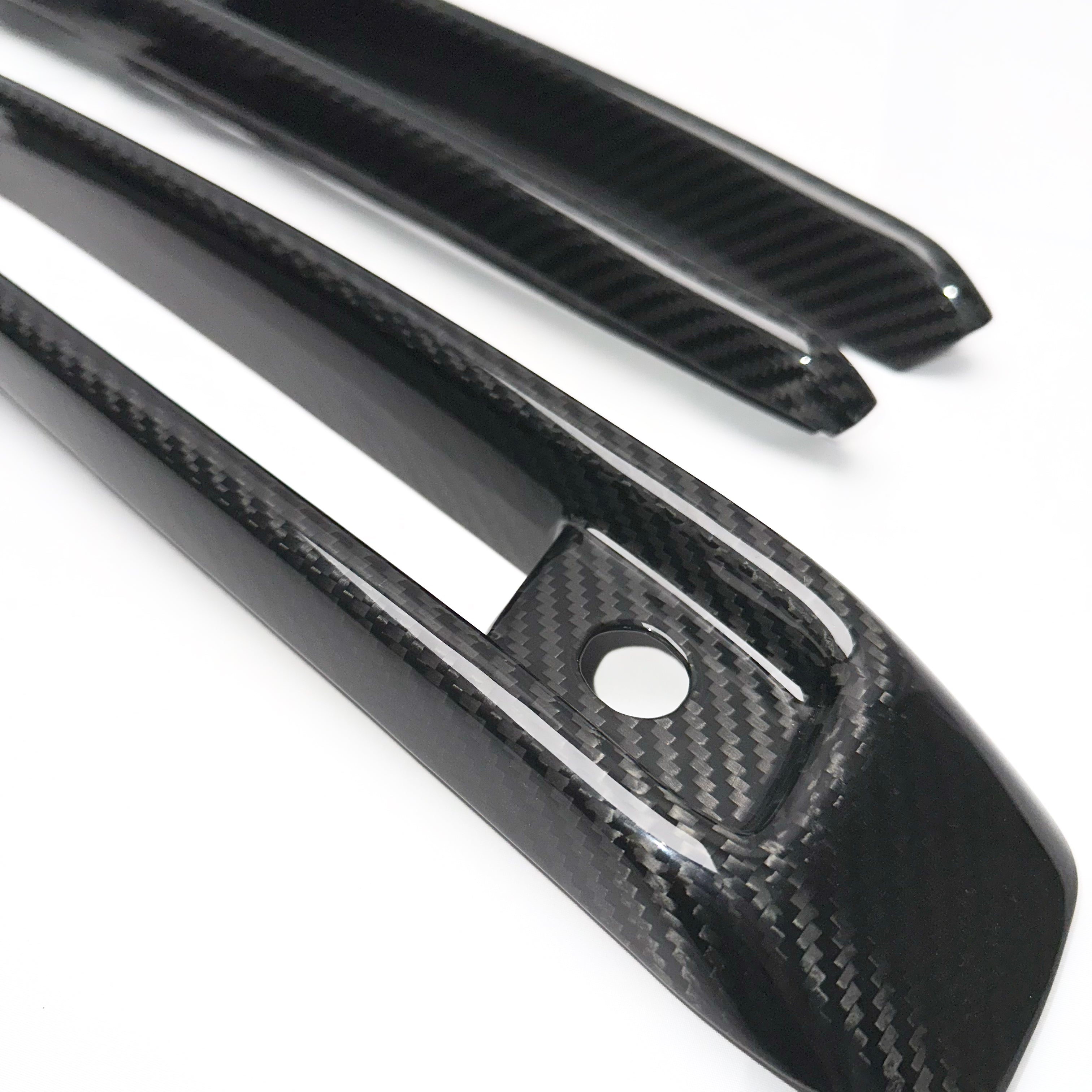Dry-Carbon Nebelscheinwerfer Cover passend für Mercedes-Benz G-Klasse G63 / G55 / G500 (ab 2019) – Front-Detail in Carbon