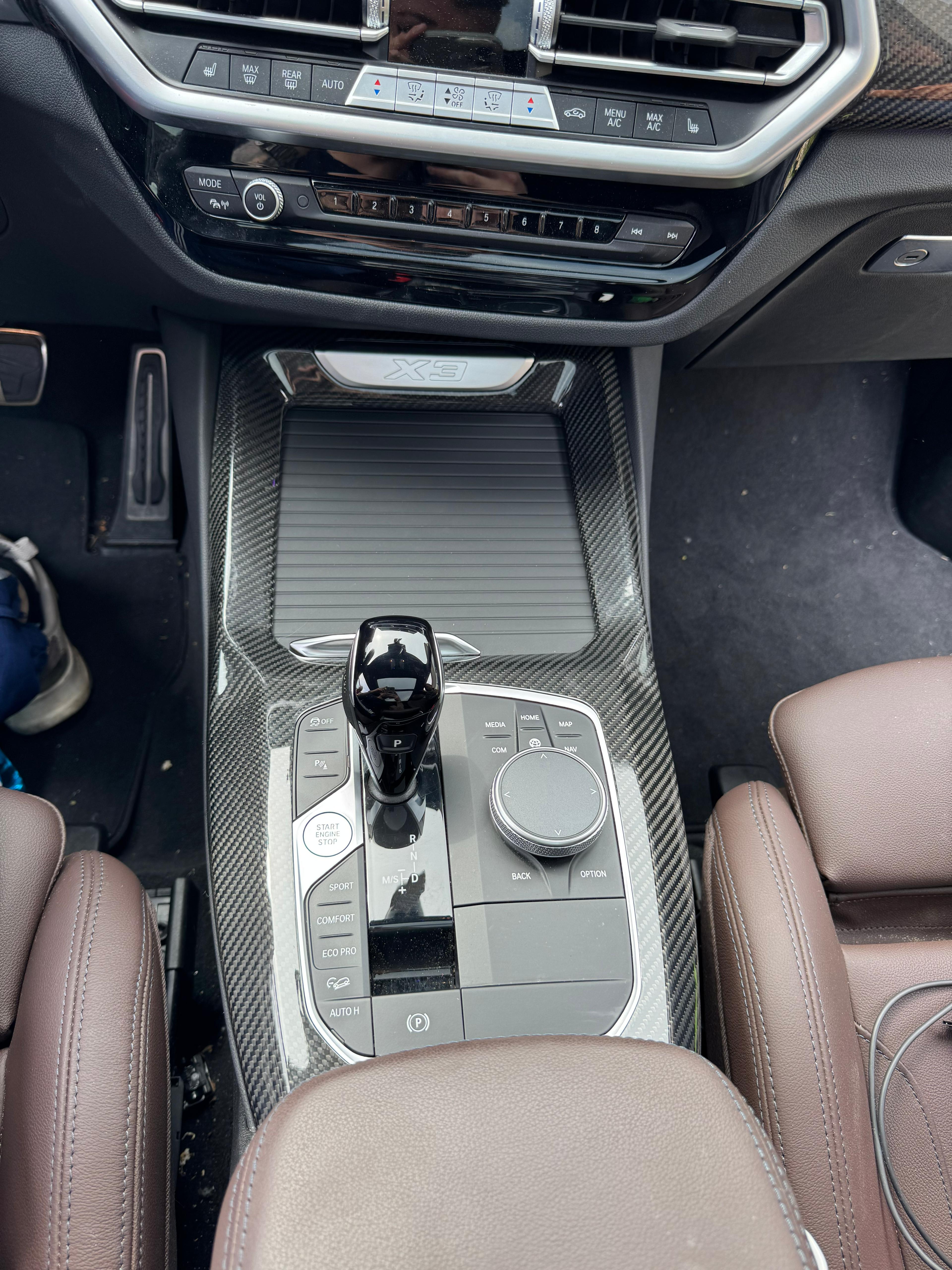 Dry Carbon Mittelkonsolen Blende für BMW X3M F97 / X4M F98 / X3 G01 / X4 G02