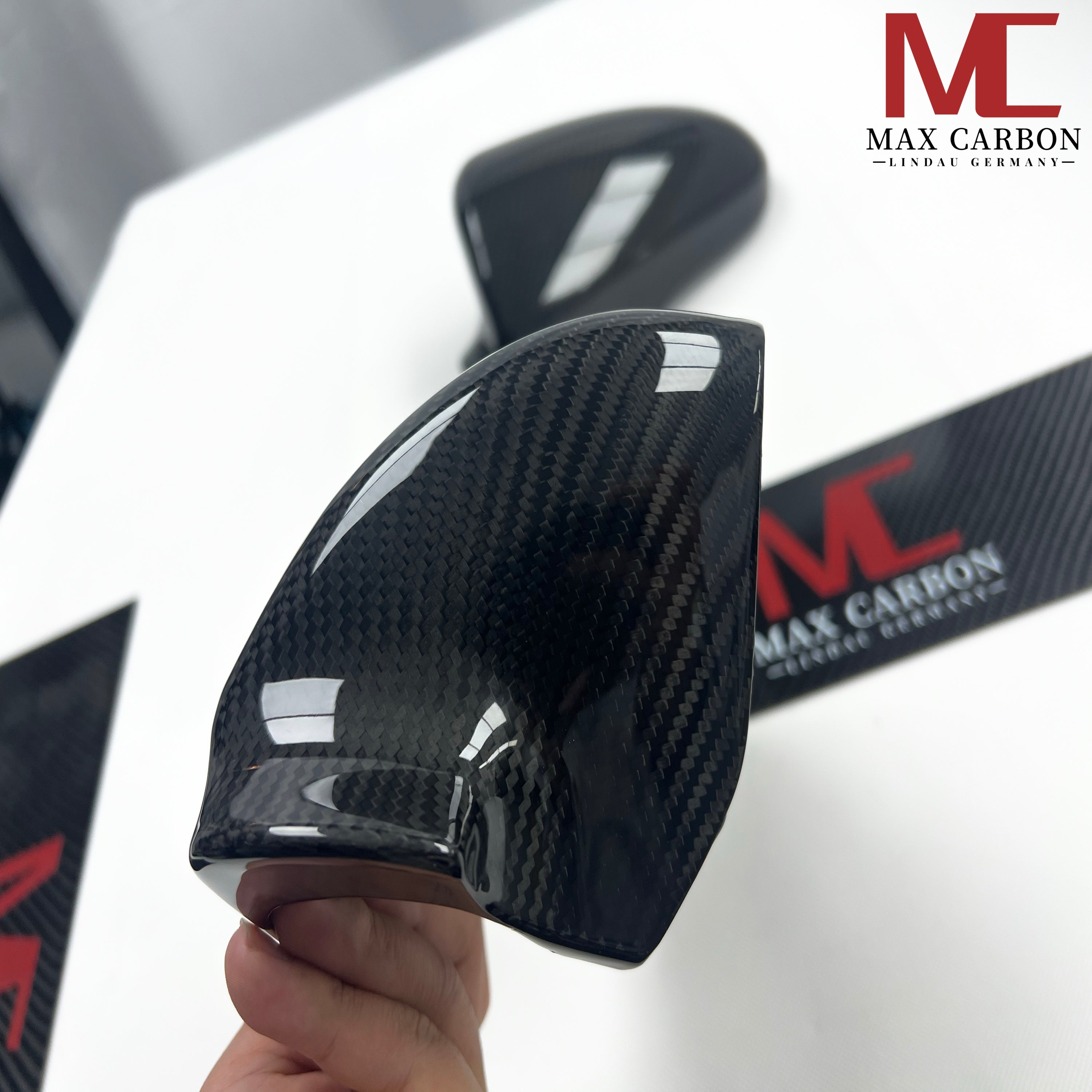Dry-Carbon Spiegelkappen passend für BMW M5 F10 & M6 F12 F13 F06 – Carbon statt Lack