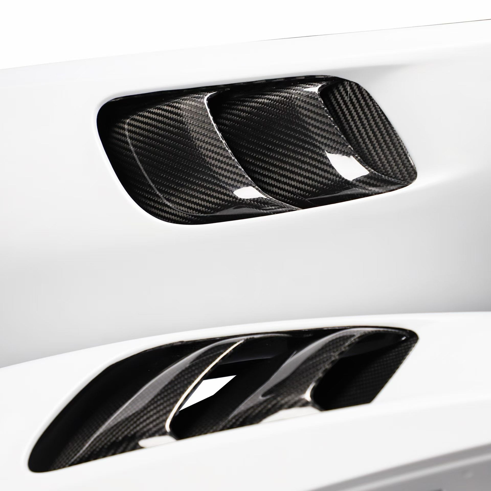 Dry-Carbon Kotflügel passend für Porsche 718 (982.1/982.2) – echtes Autoklav-Carbon