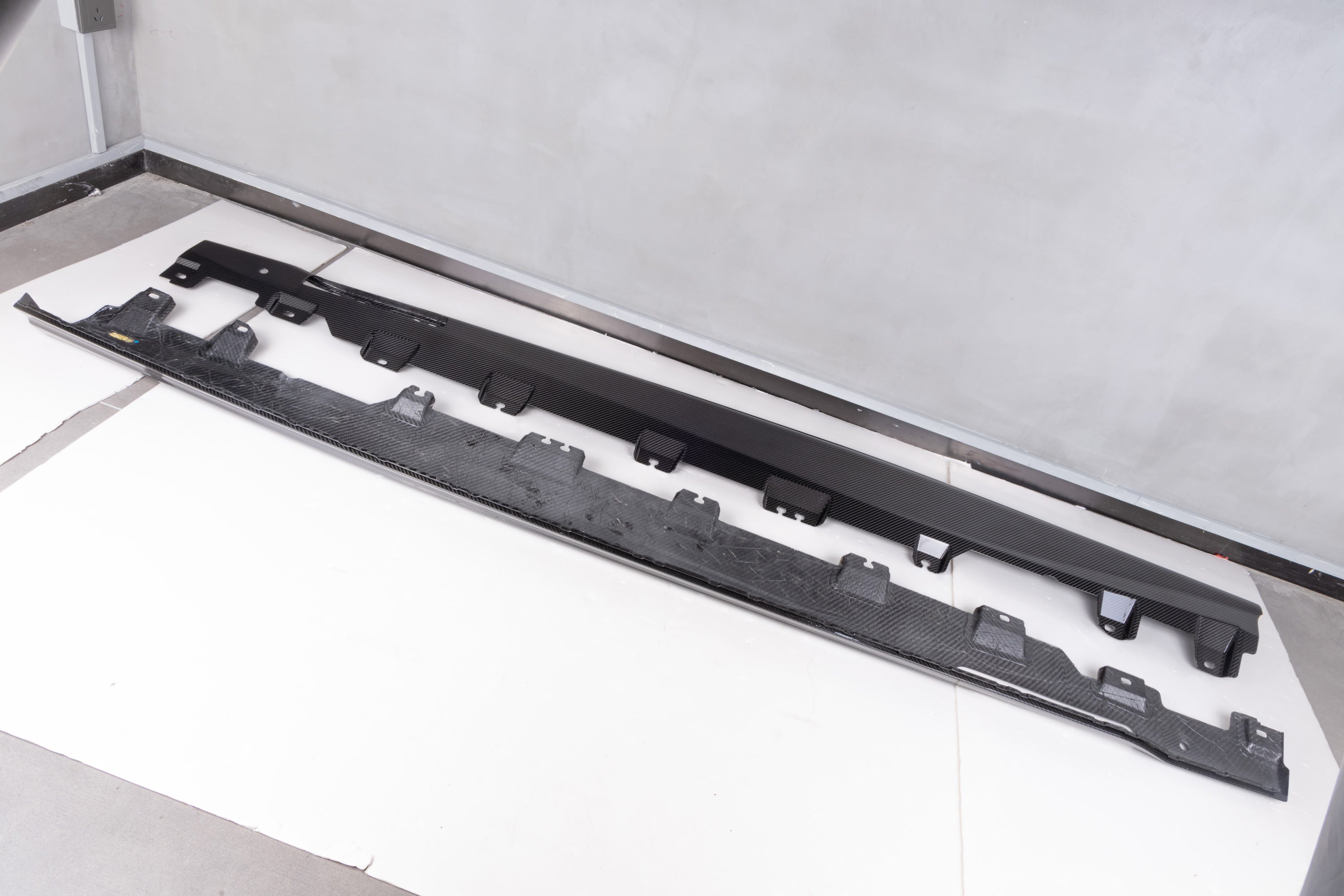 Dry Carbon Seitenschweller für BMW X6M F96 / X6 G06 / X6M F96 LCI / X6 G06 LCI