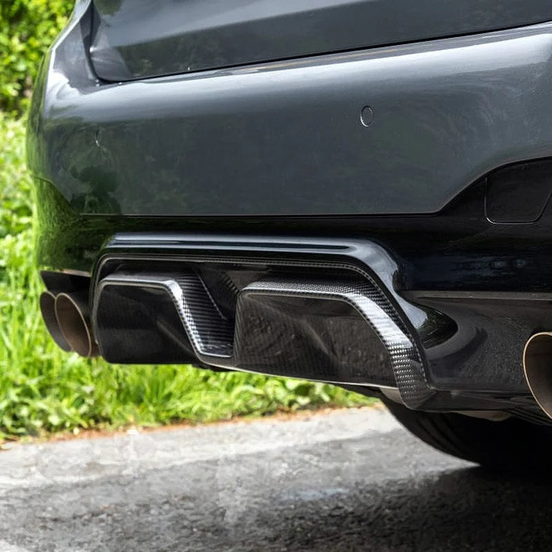 Dry Carbon Heckdiffusor passend für BMW F90 M5 G30